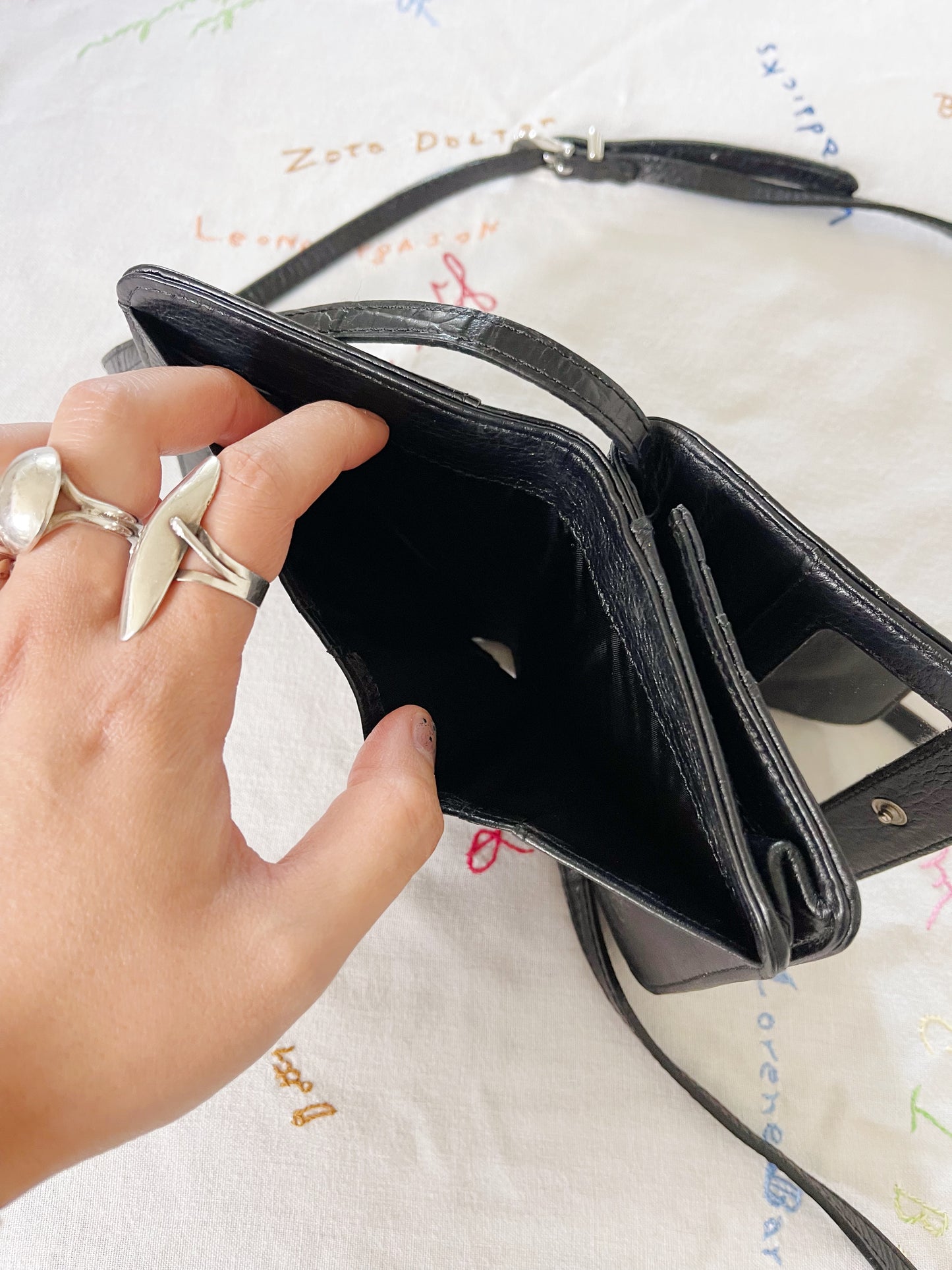 Dog Needle Pointed Wallet Purse