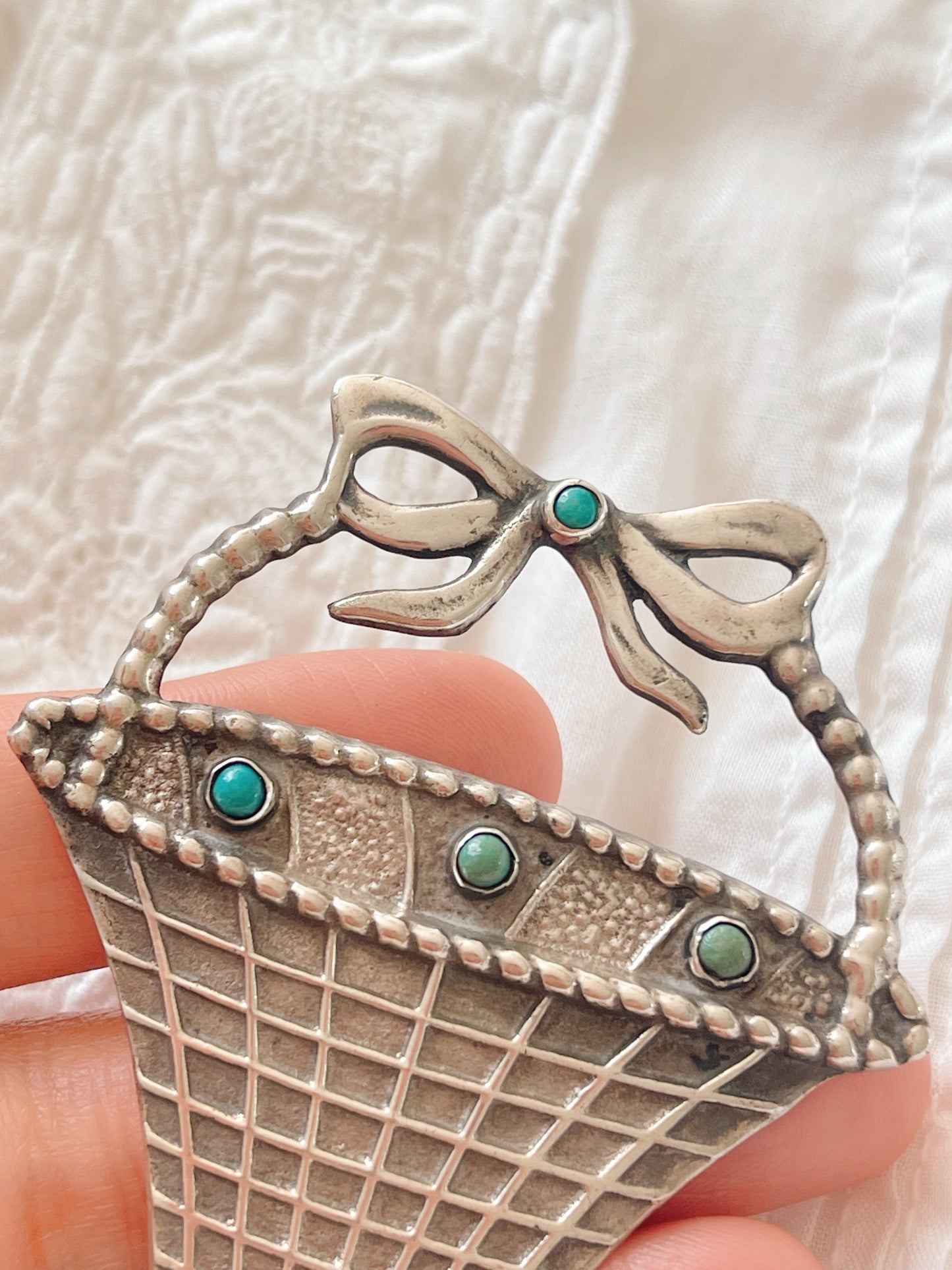 Vintage Rare Ribbon Basket Brooch