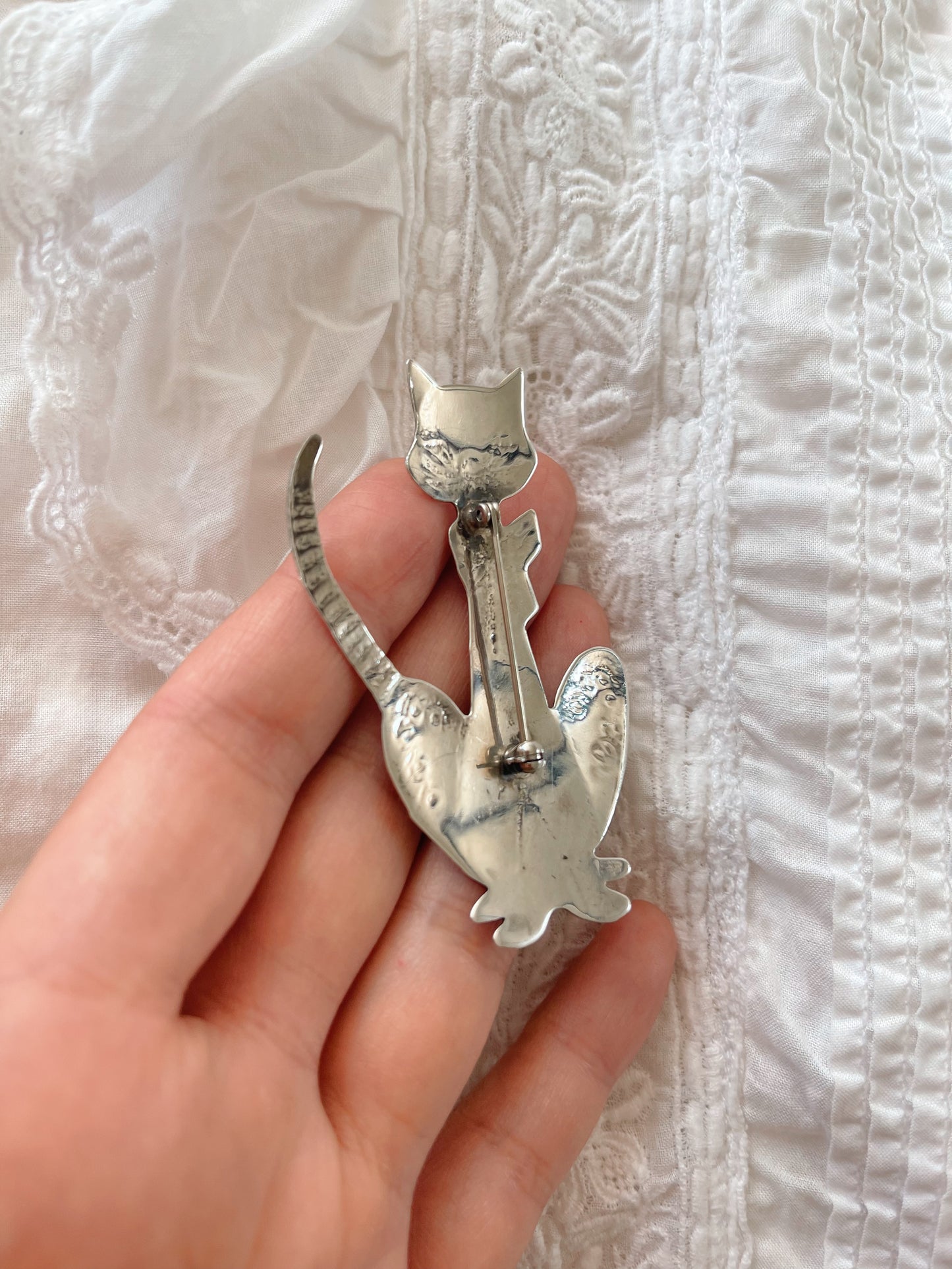 Old Navajo Cat Brooch With Turquoise