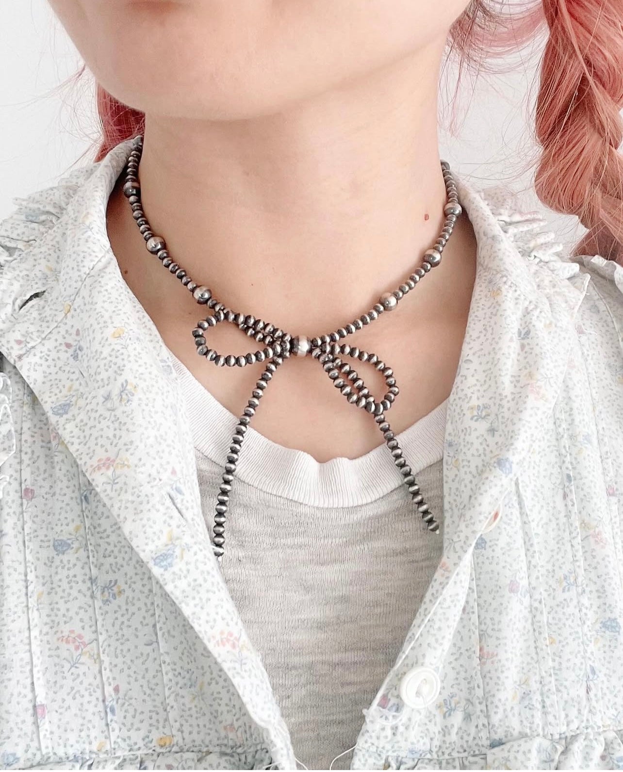 Navajo Pearl Ribbon Choker Necklace