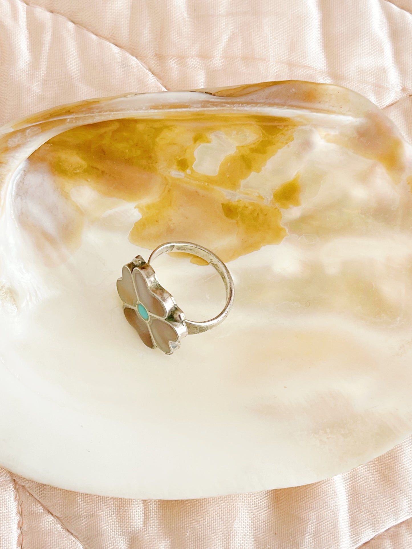 Vintage Zuni Flower Inlay Ring