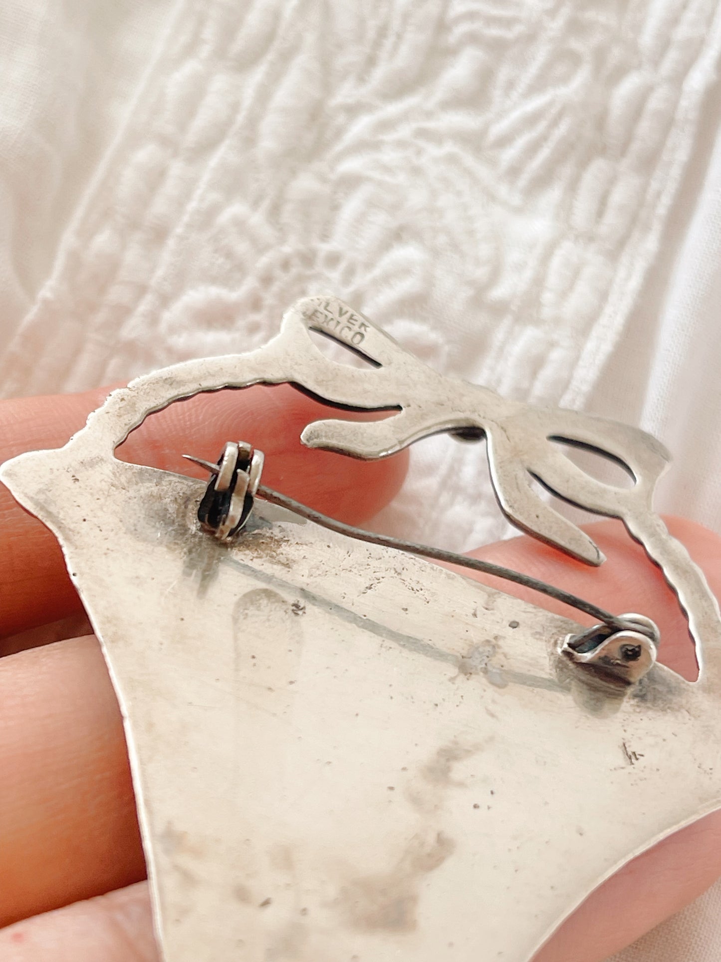 Vintage Rare Ribbon Basket Brooch