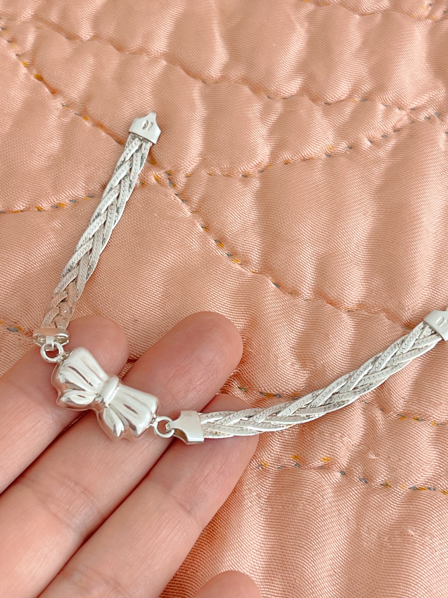 Vintage Ribbon Twist Chain Bracelet