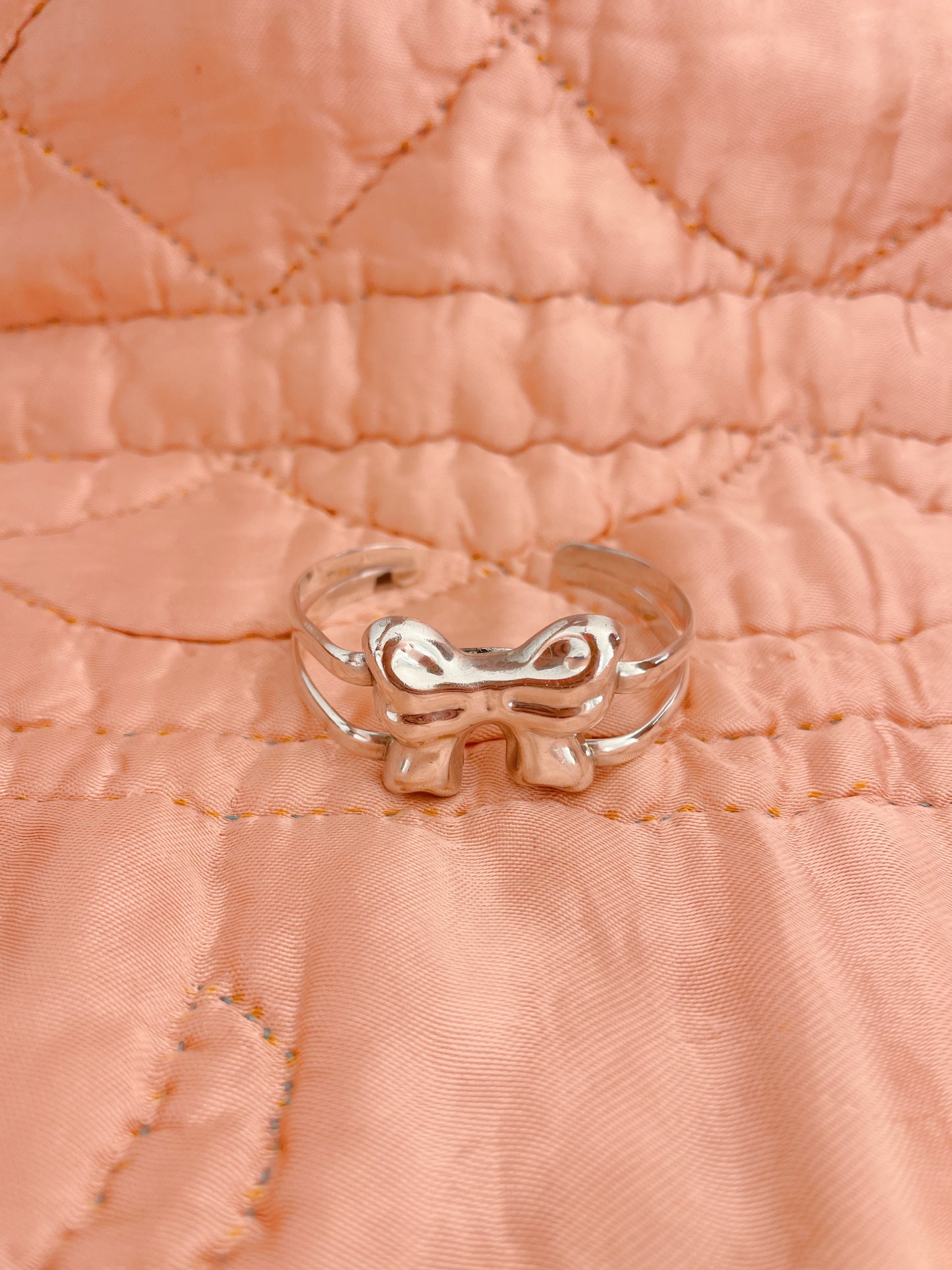 1980’s Vintage Ribbon Bow Cuff Bangle.
