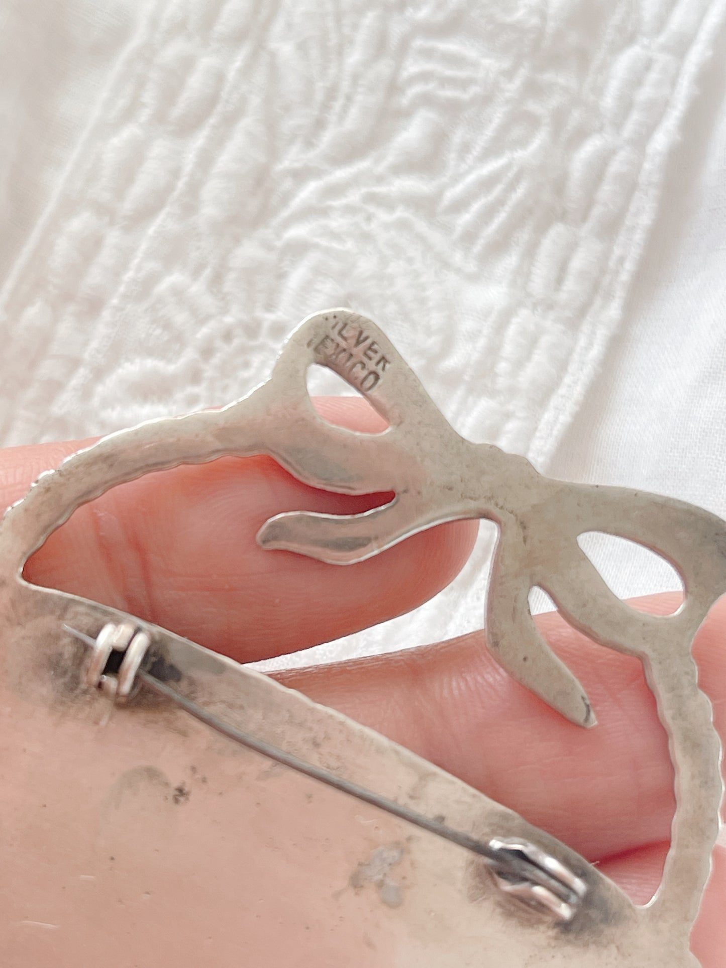 Vintage Rare Ribbon Basket Brooch