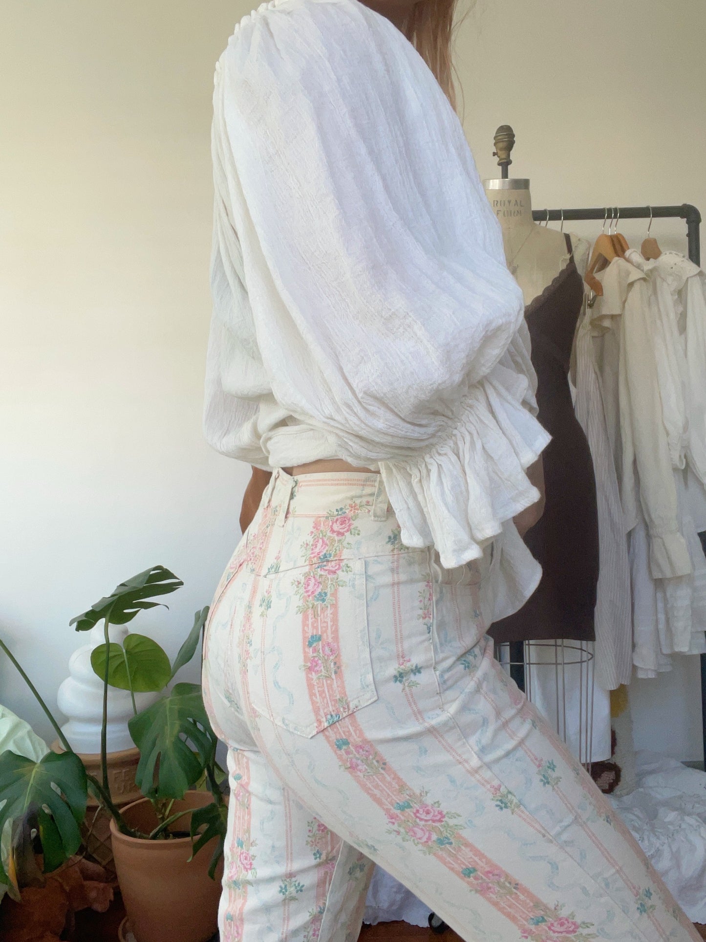 High-Waisted Cotton Lovely Pants