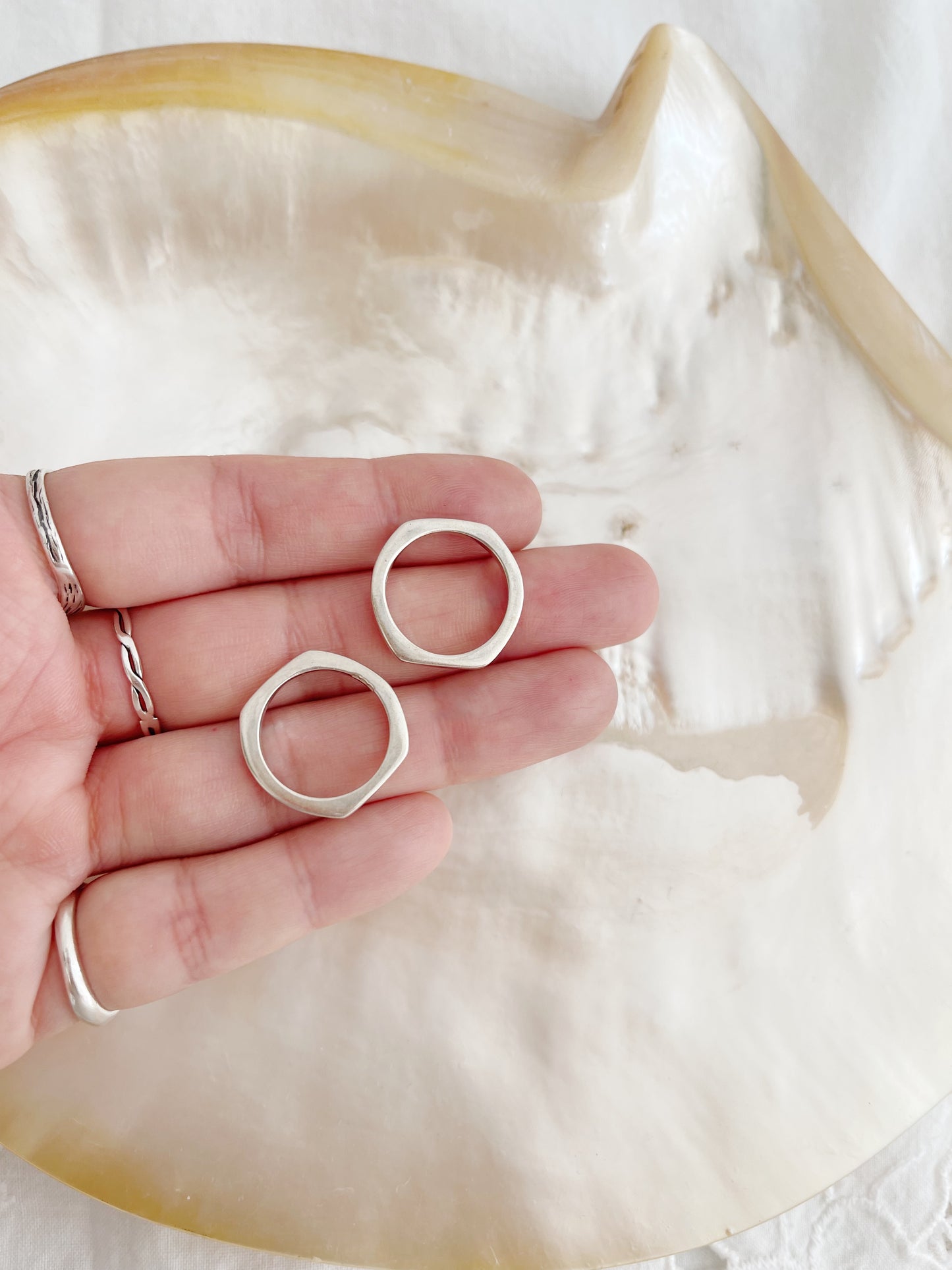 1980’s 2pc Set Silver Rings.