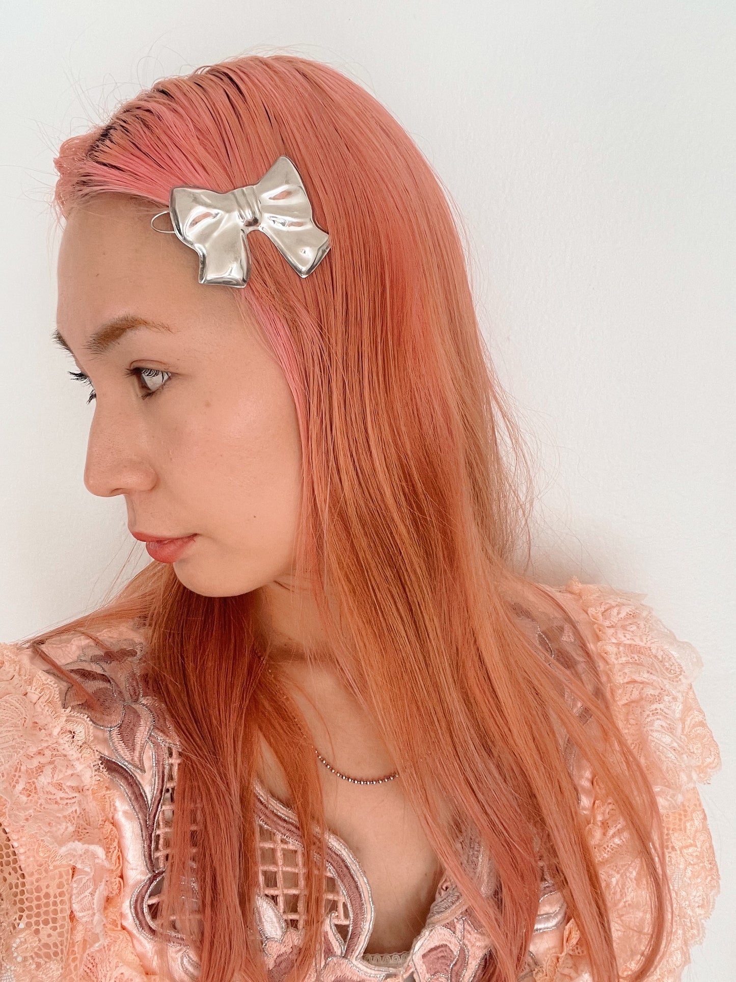 1990s Vintage Ribbon Silver Hair Clip