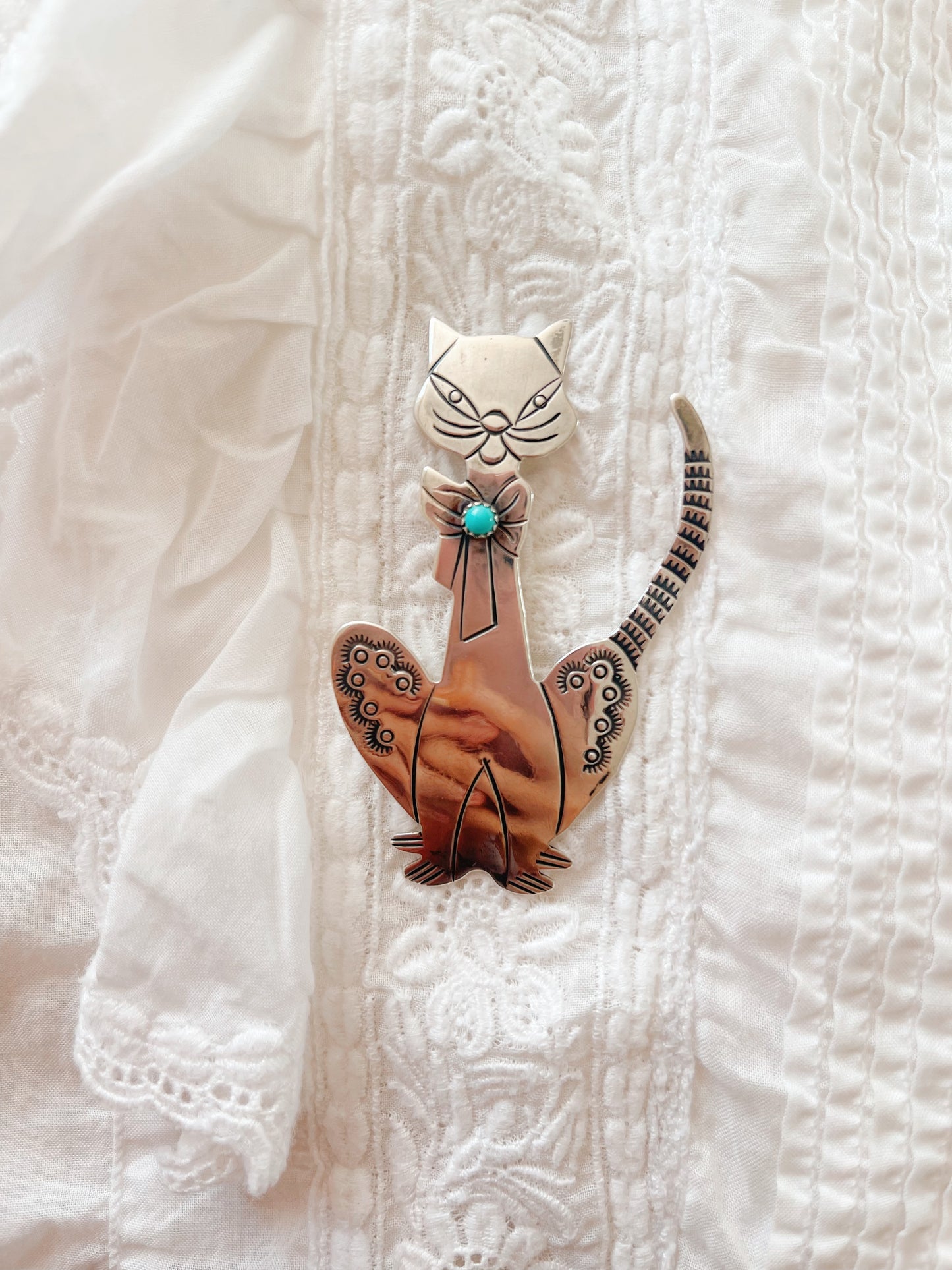 Old Navajo Cat Brooch With Turquoise