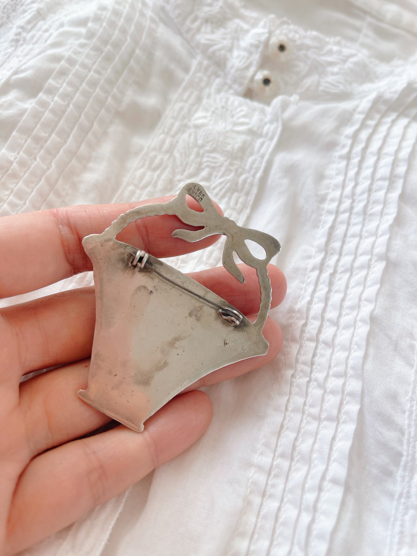 Vintage Rare Ribbon Basket Brooch