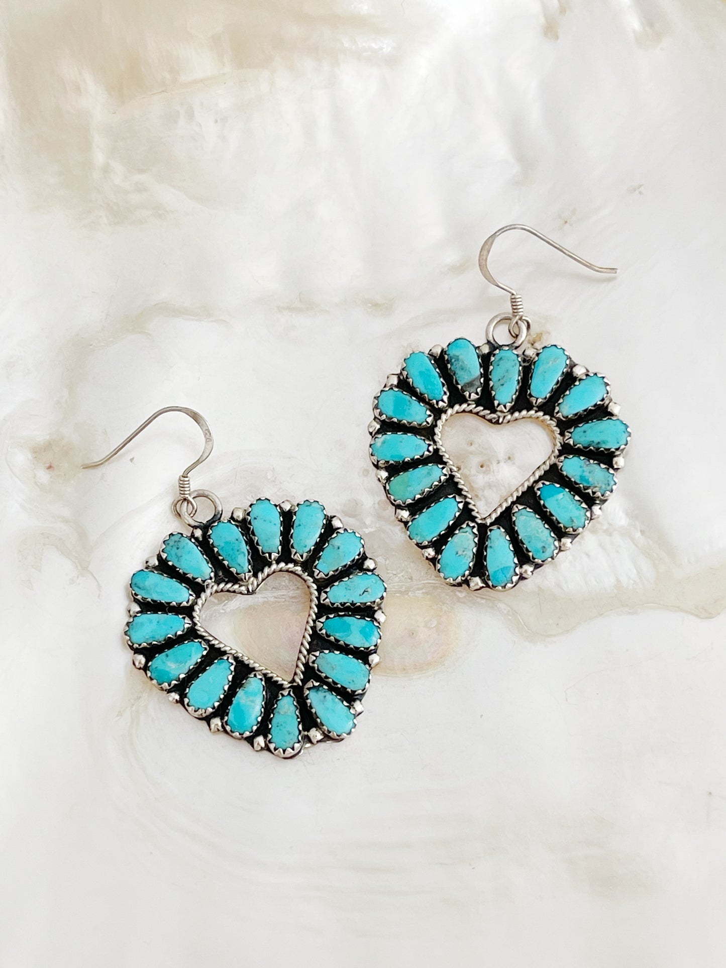 Zuni Turquoise Heart Hook Pierce.