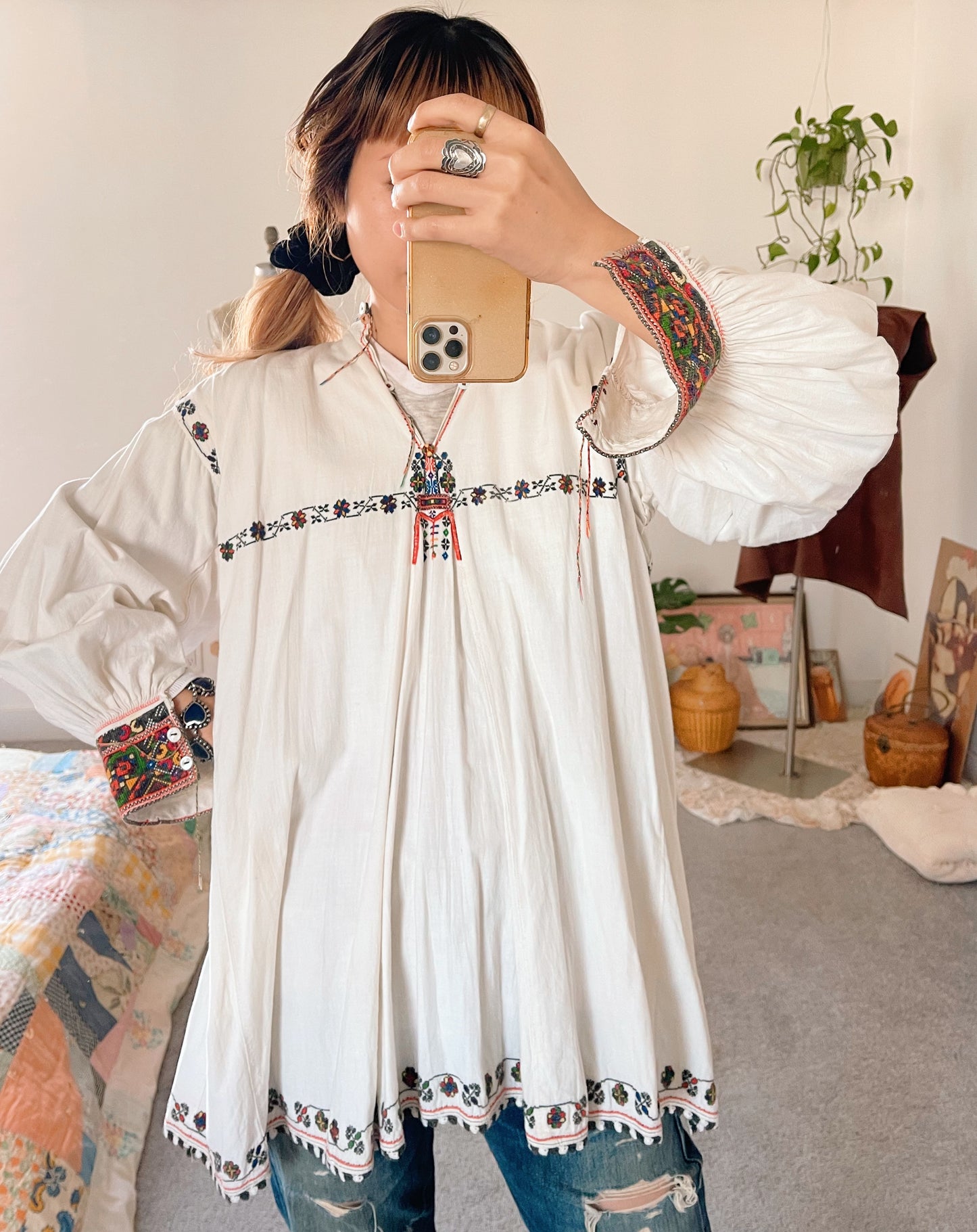 Vintage Romanian Long Sleeves Tunic.