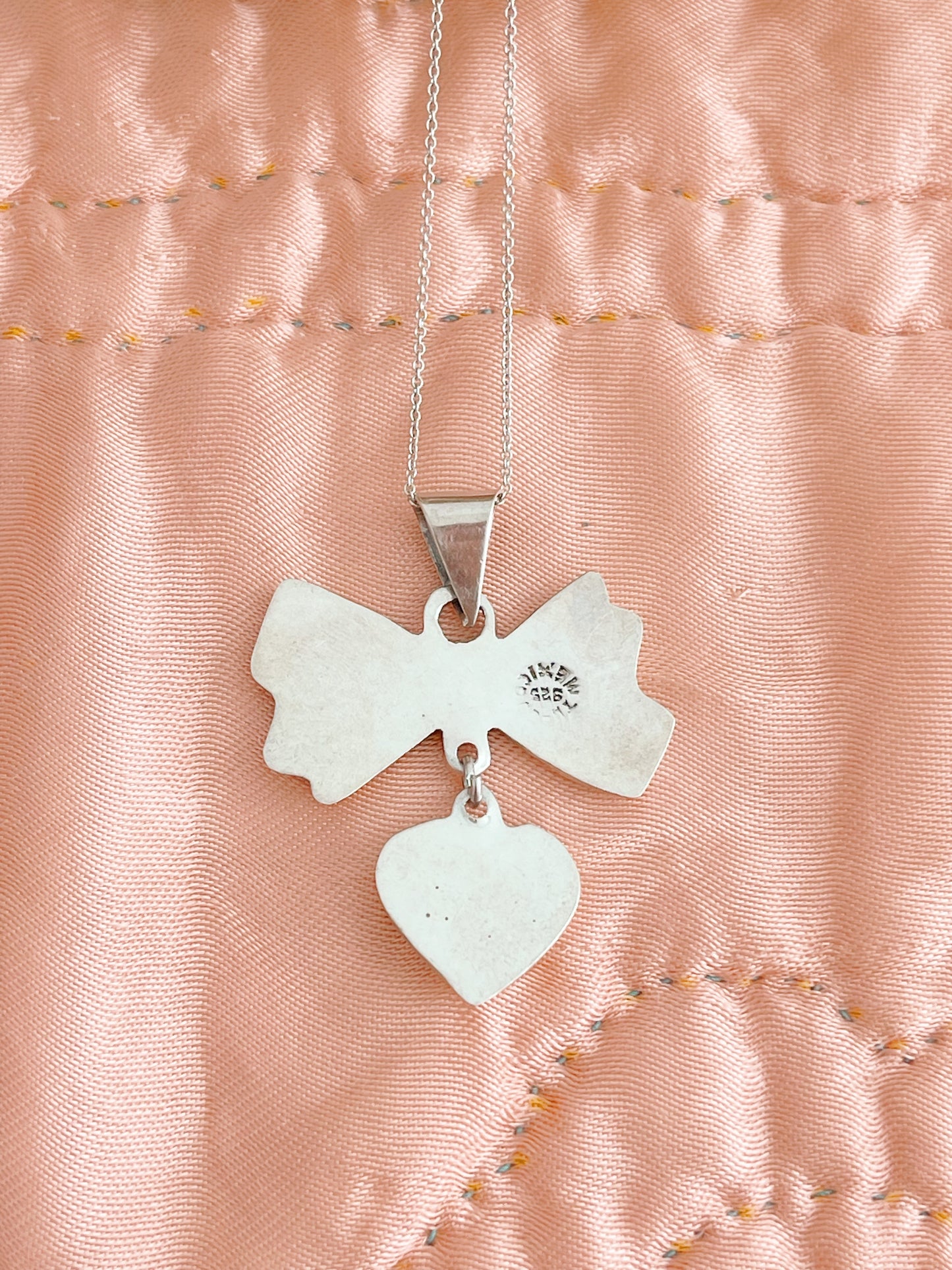 Vintage Ribbon and Heart Silver Necklace