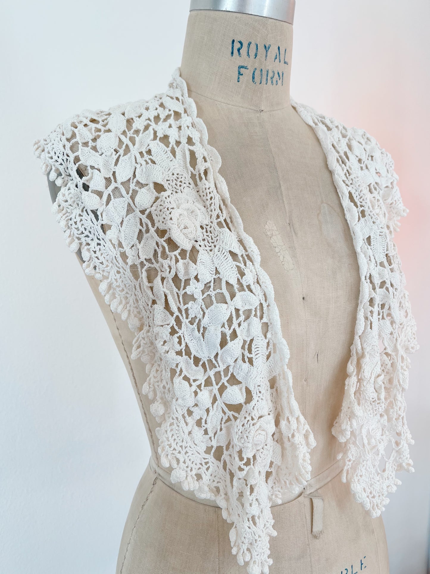 Vintage Crochet Collar