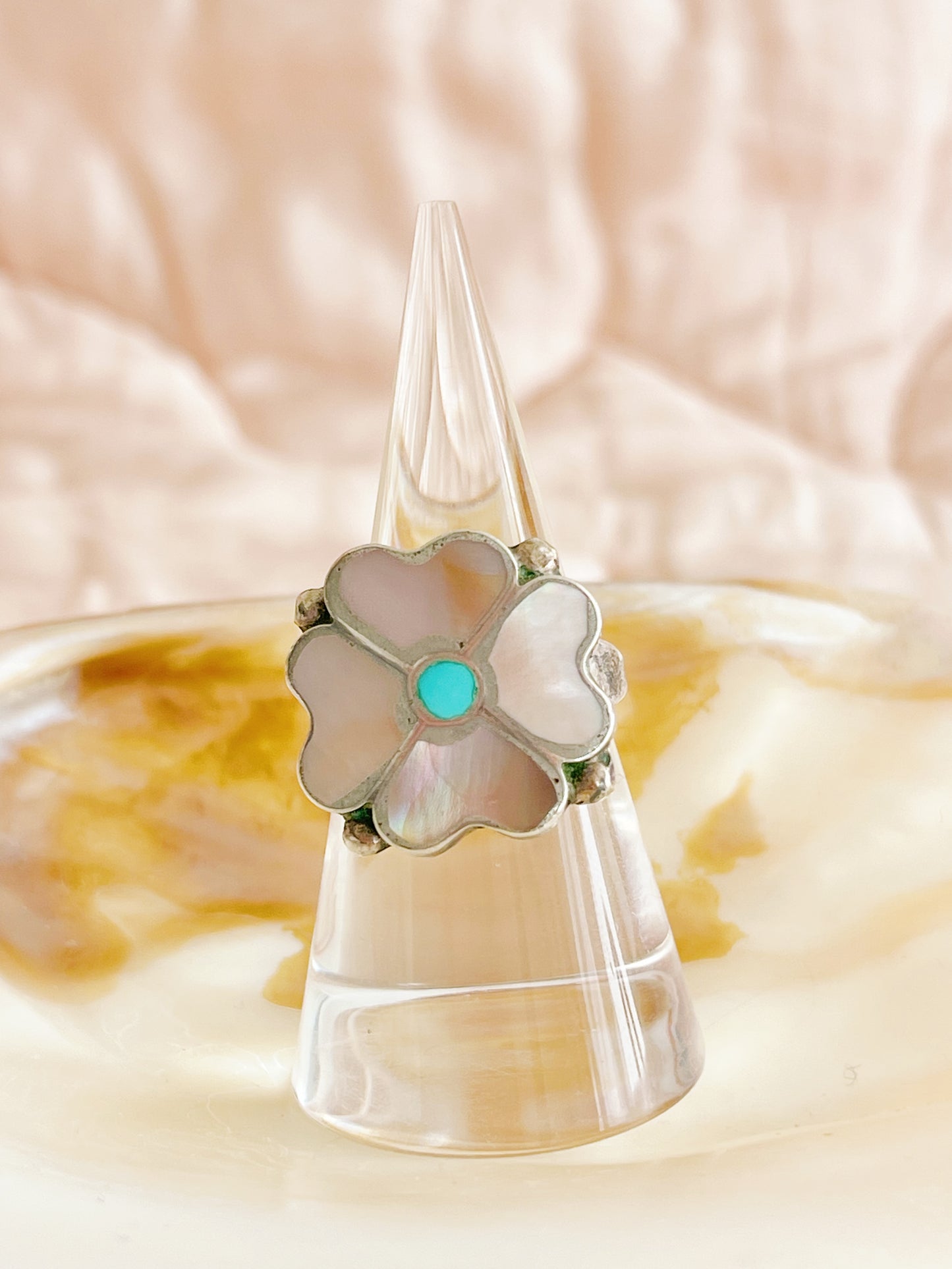 Vintage Zuni Flower Inlay Ring