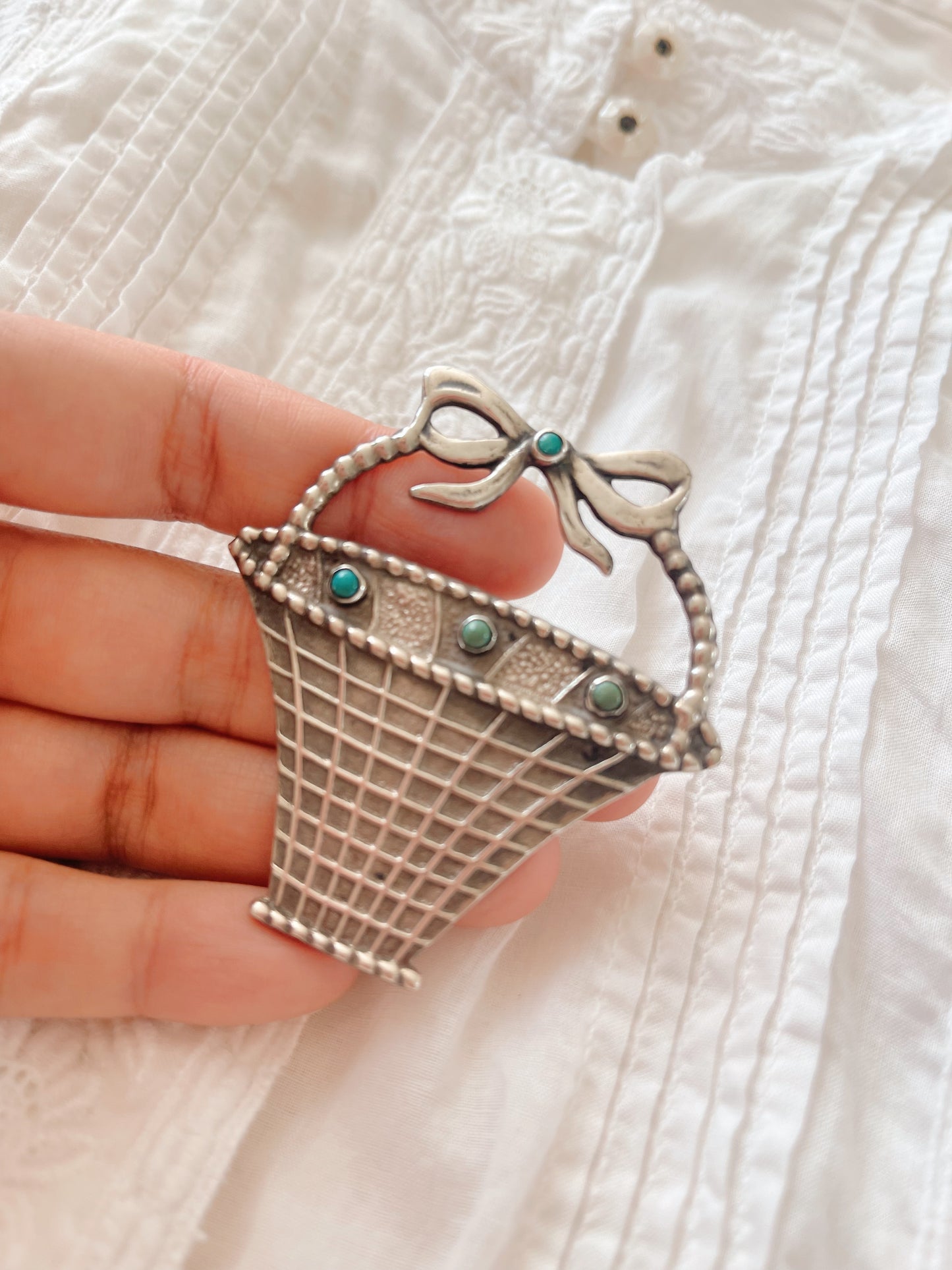 Vintage Rare Ribbon Basket Brooch