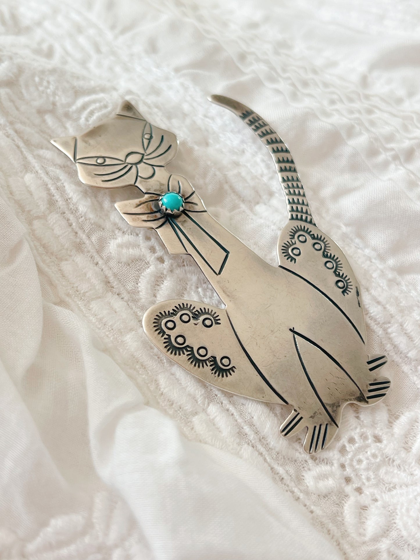 Old Navajo Cat Brooch With Turquoise