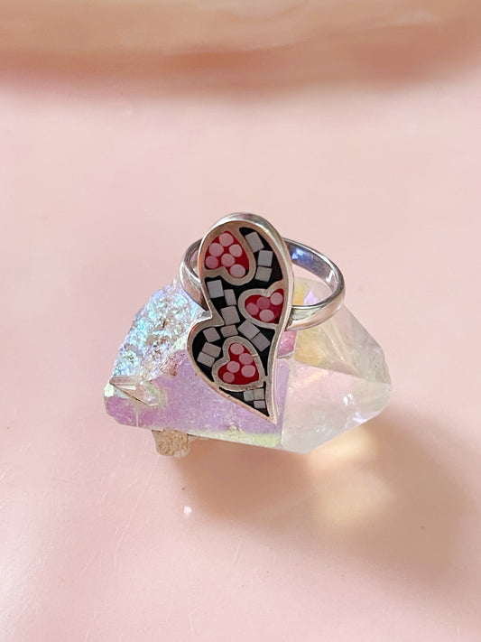 Clashed Shell Silver Heart Ring