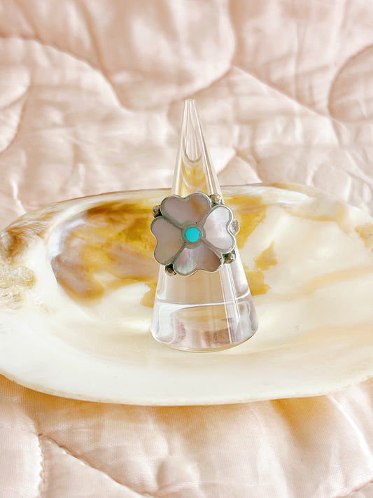 Vintage Zuni Flower Inlay Ring