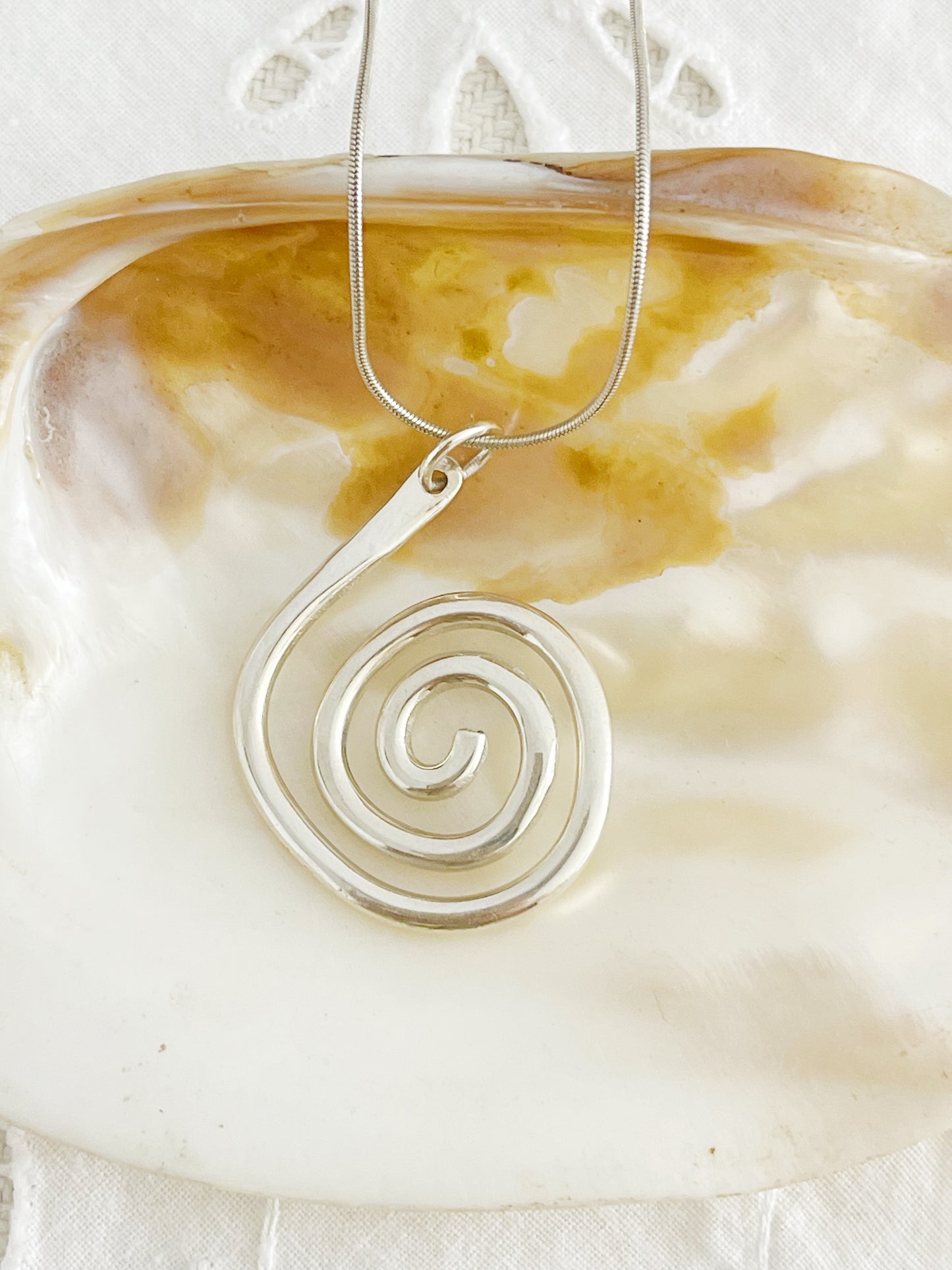 Vintage Spiral Silver Necklace.