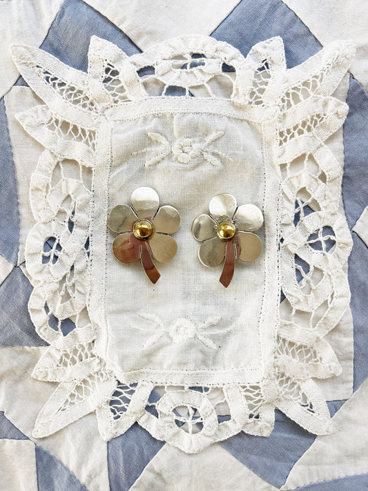 Vintage Mexican Silver Flower Clip On Earrings