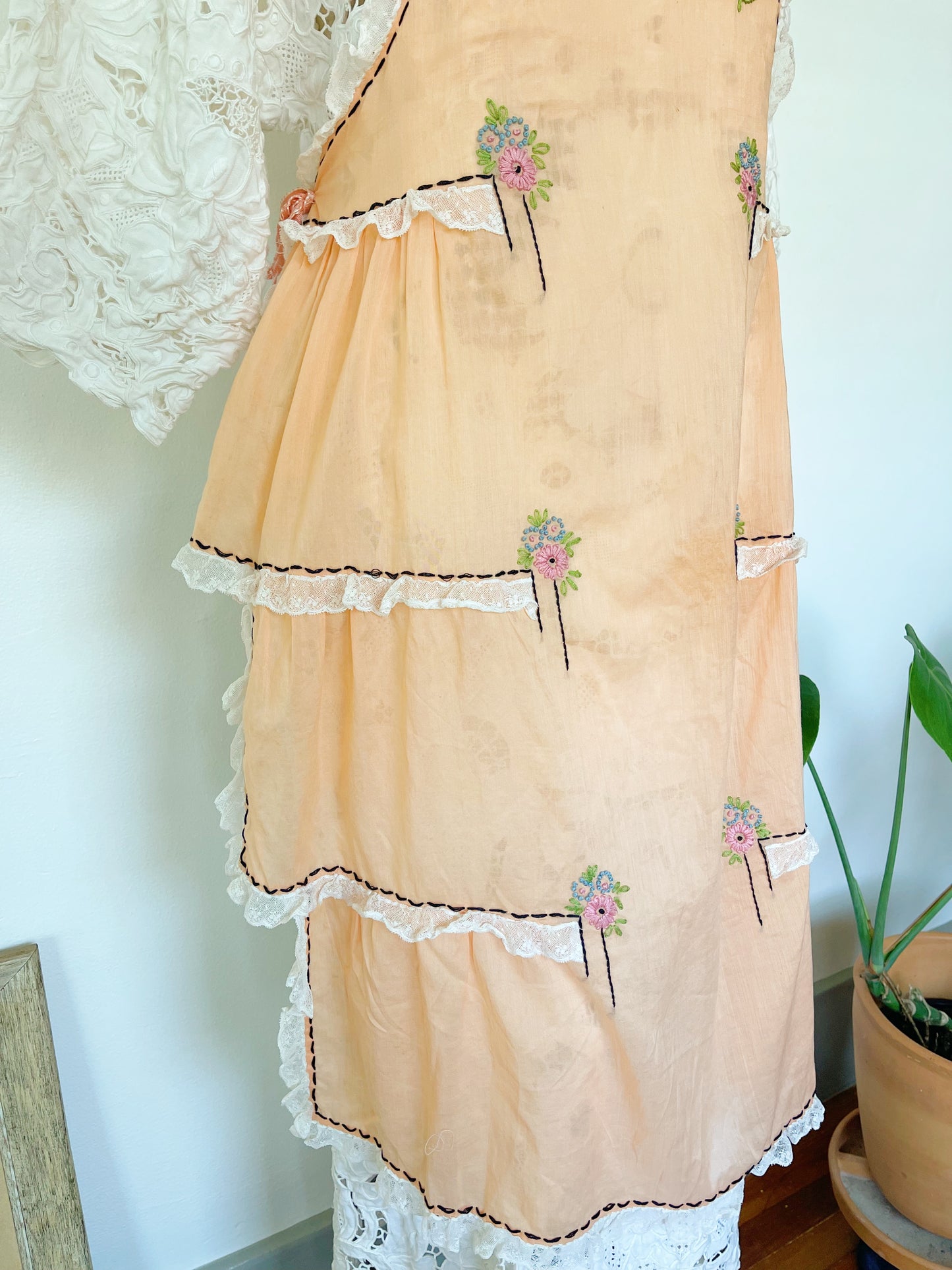 Vintage Embroidered Apron