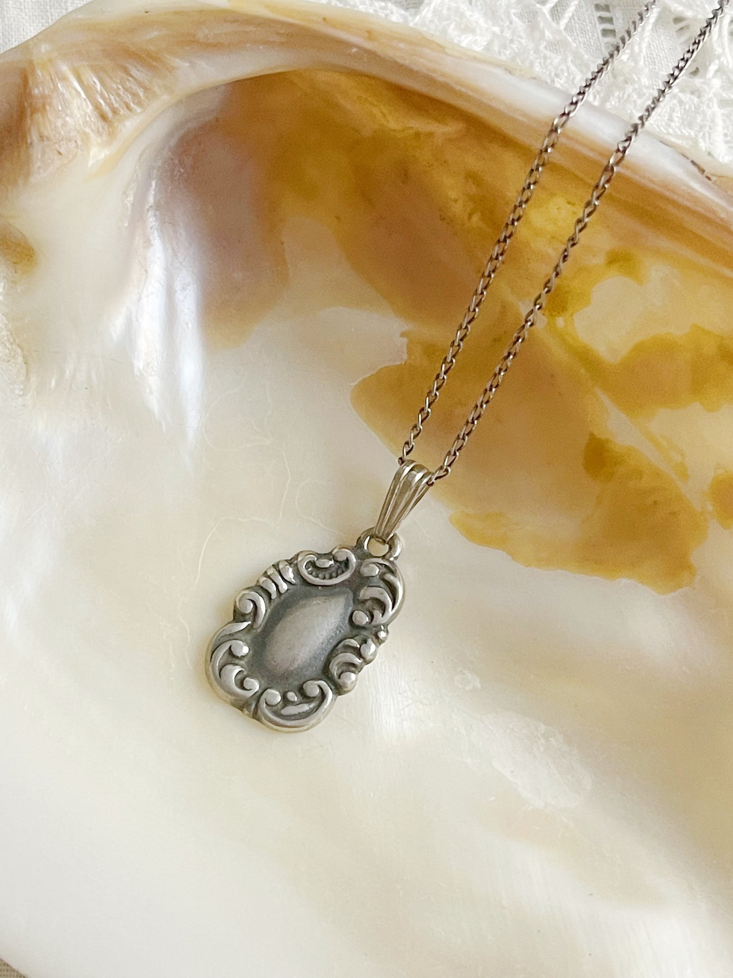 Vintage Engravable Silver Necklace
