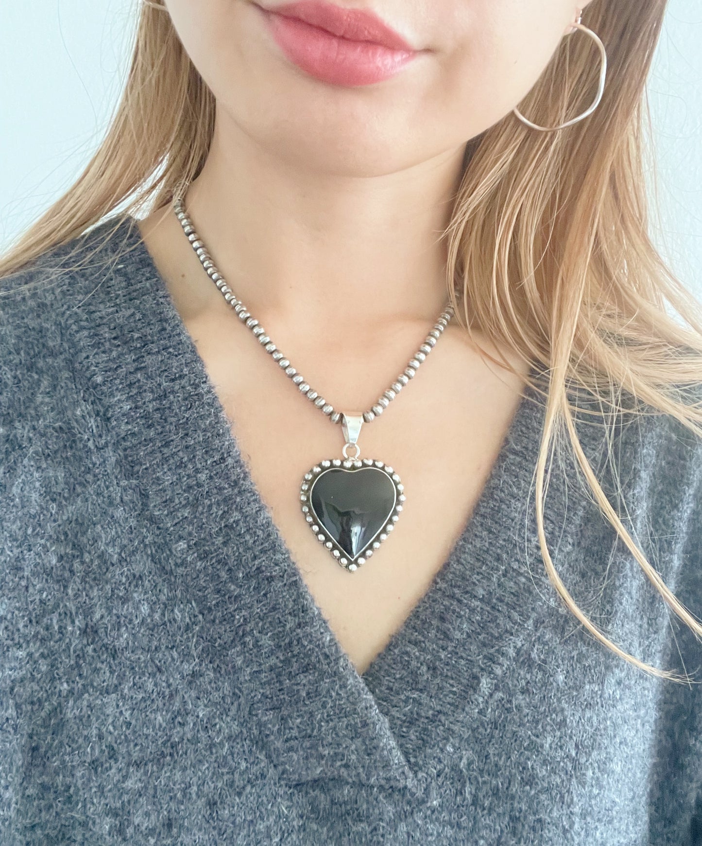 1980’s Onyx Heart Pendant Top.