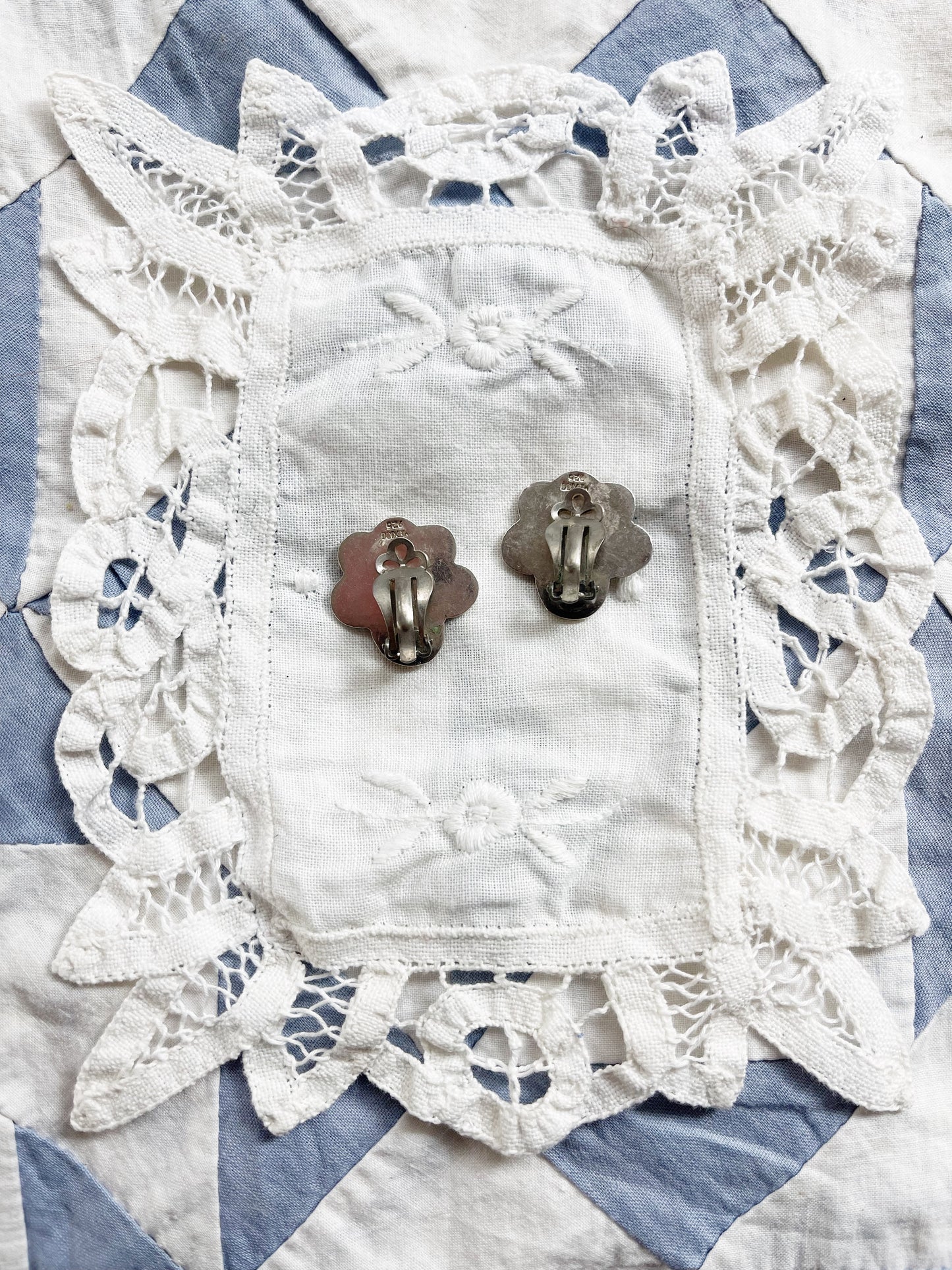 So Cute ! Vintage Flower Earrings