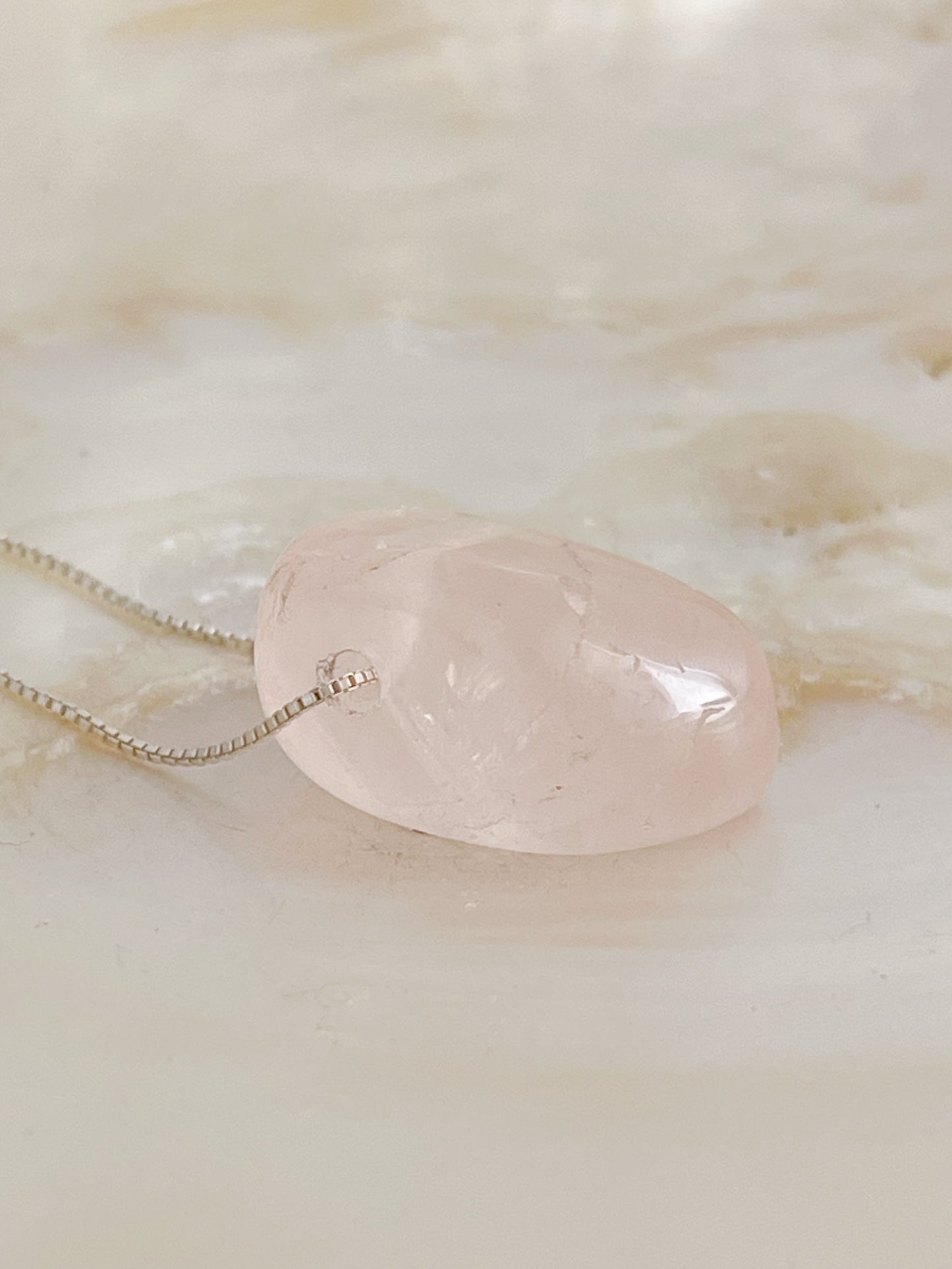 1990‘s Rose Quartz Stone Necklace.