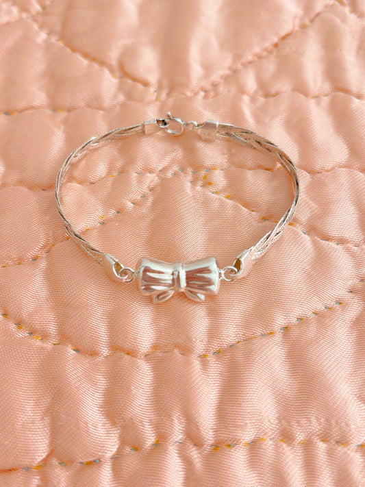 Vintage Ribbon Twist Chain Bracelet