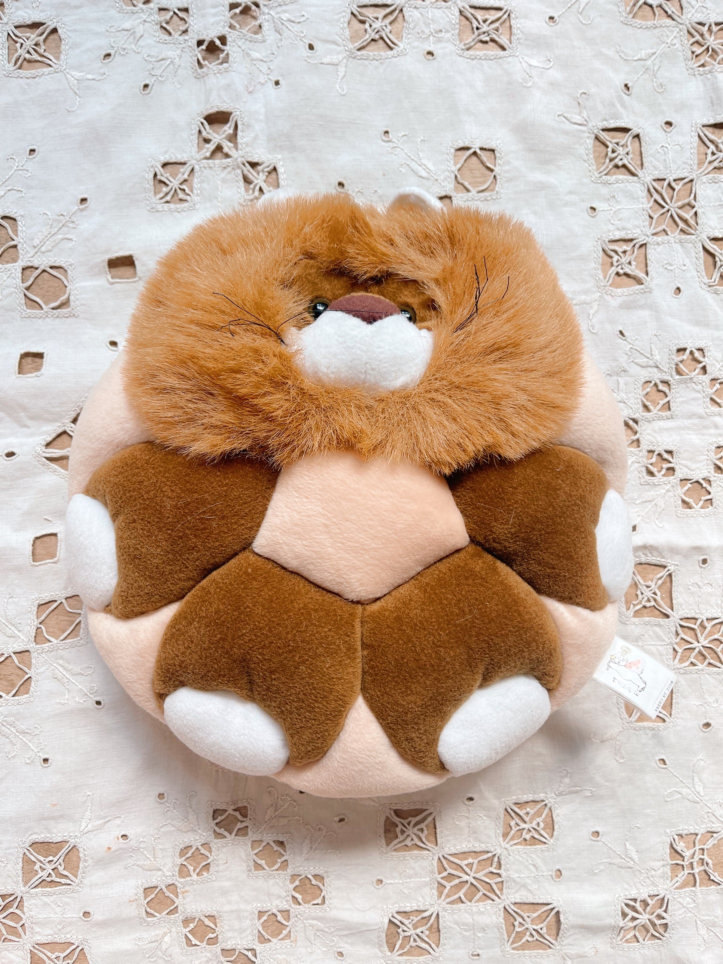 Animal Cushion Round Lion