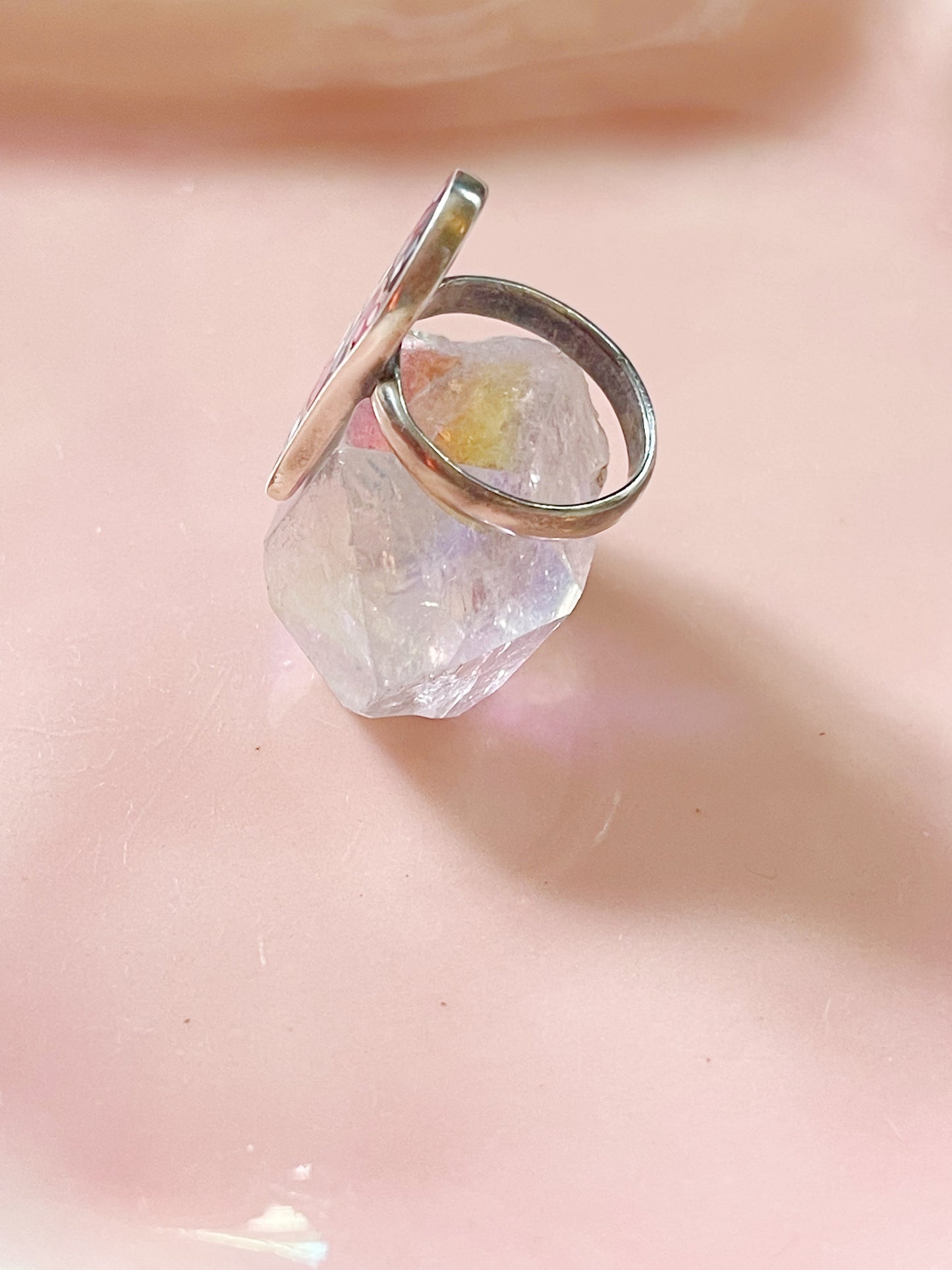 Clashed Shell Silver Heart Ring