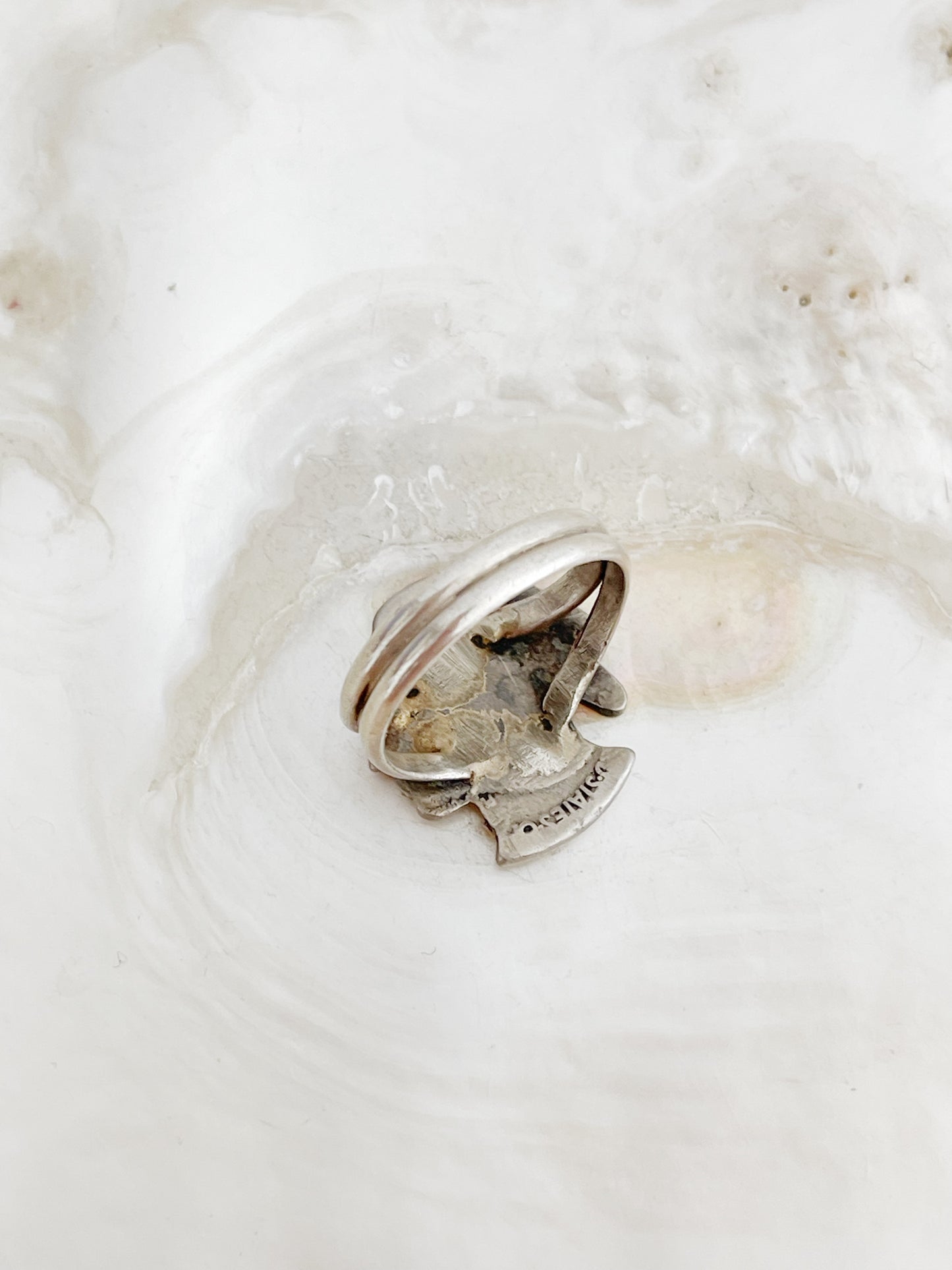 Vintage Navajo Sterling Side Face Ring.