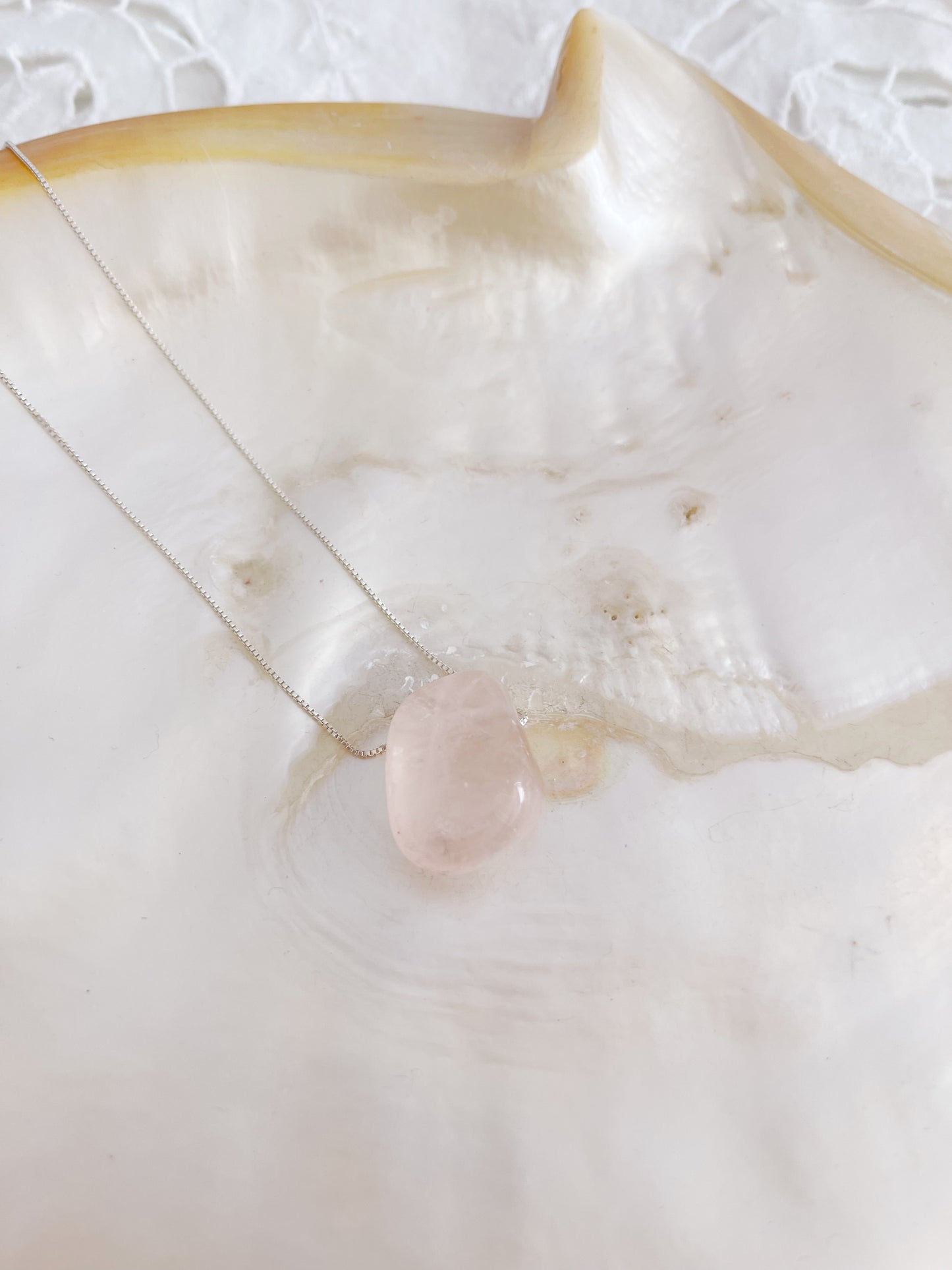 1990‘s Rose Quartz Stone Necklace.