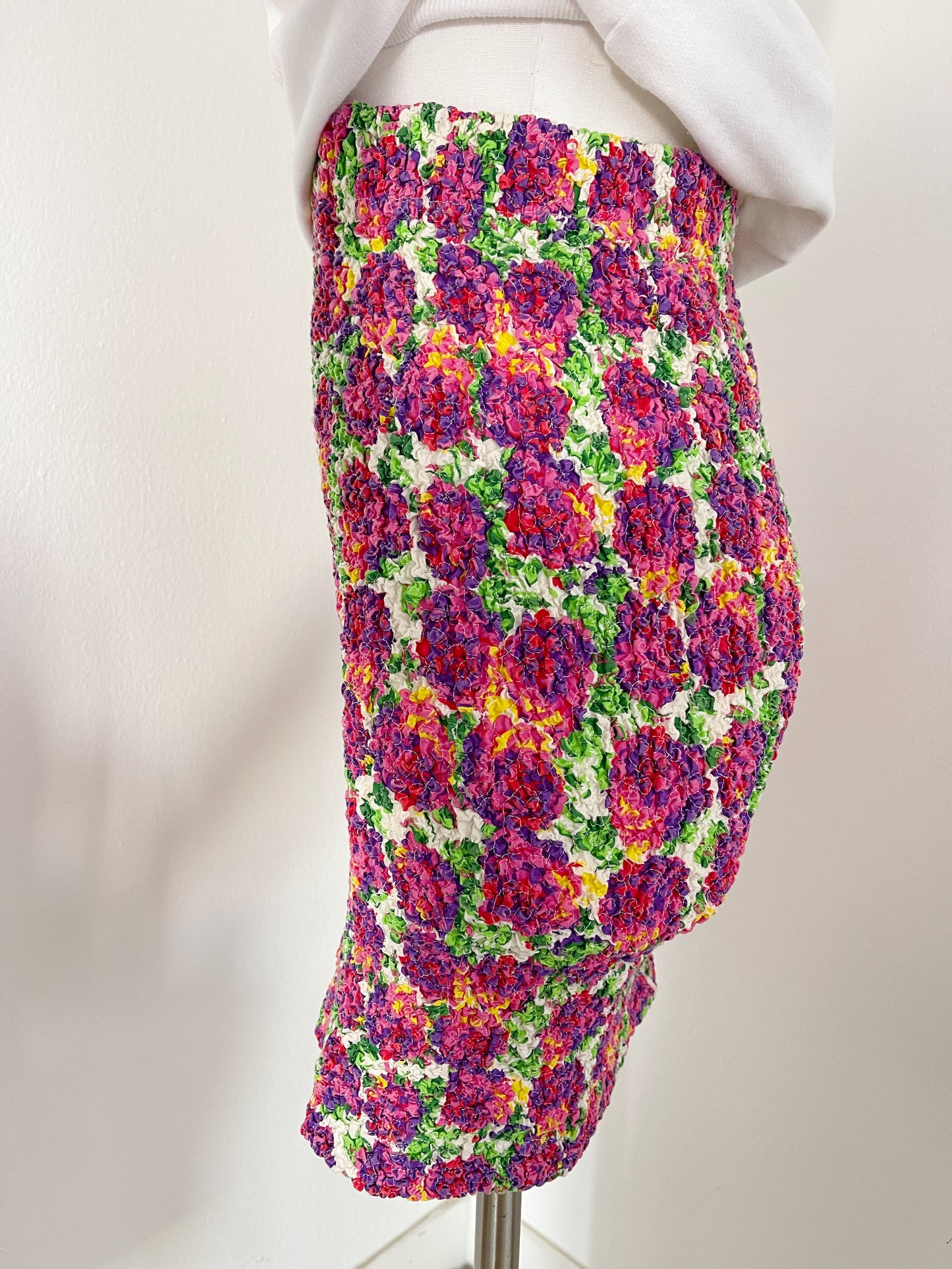 1980‘s Inspired Flower Tight Skirts.