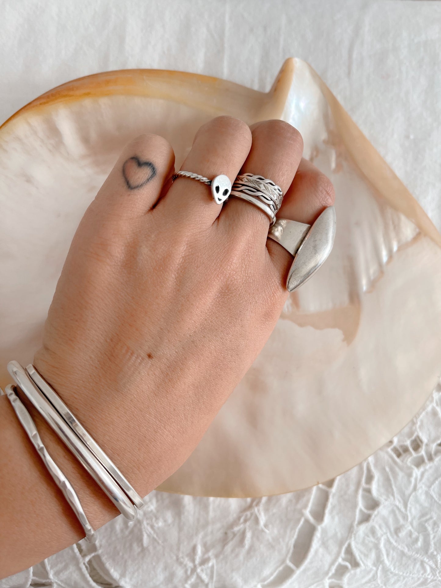 1980’s Solid Sterling Silver Oval Ring.