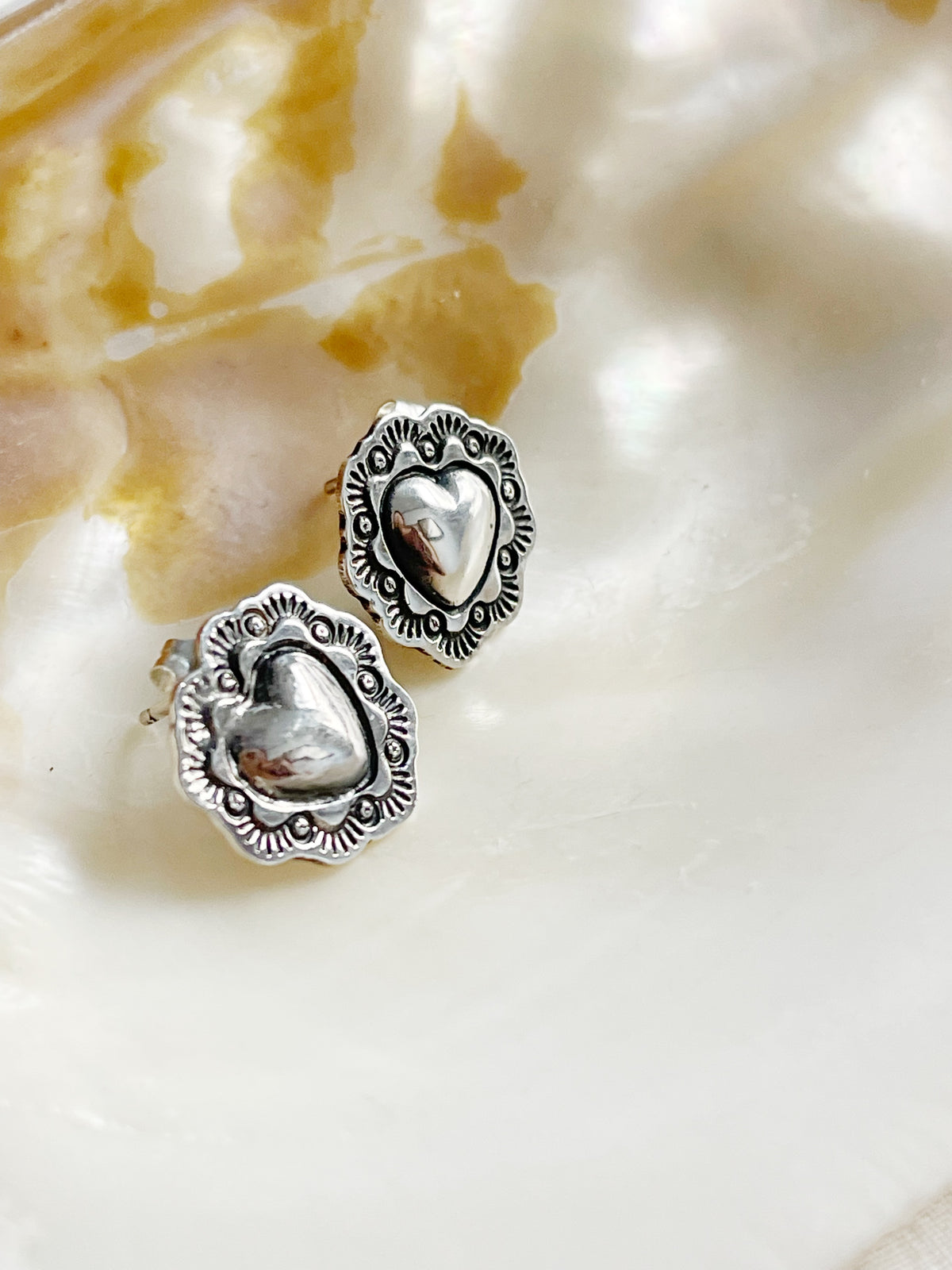 Delayne Reeves Silver Tiny Hearts Pierce