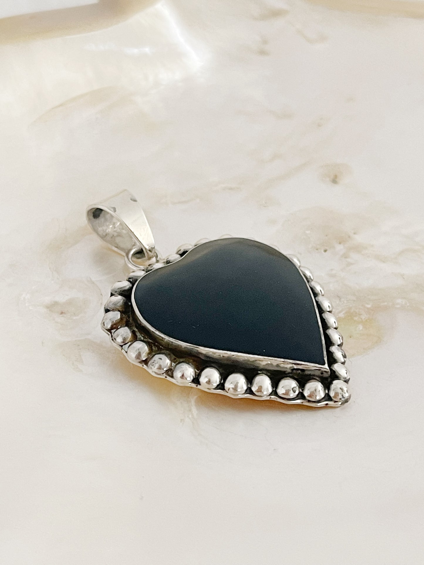 1980’s Onyx Heart Pendant Top.