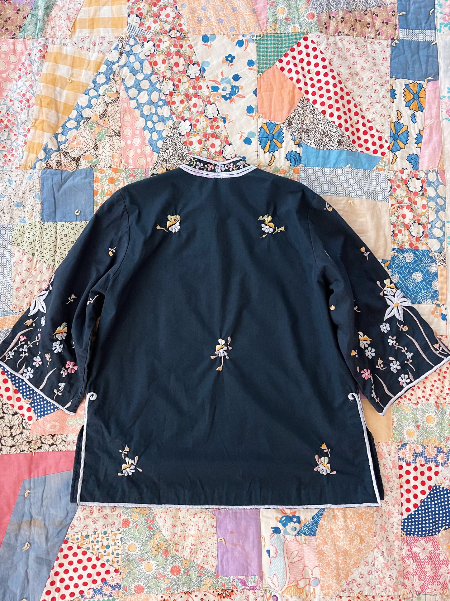 Vintage Embroidered Mandarin Style Jacket