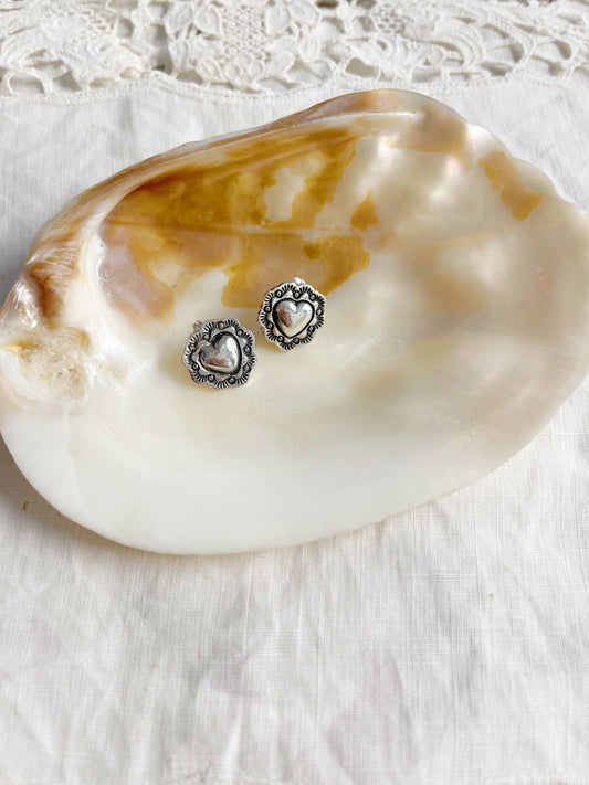 Delayne Reeves Silver Tiny Hearts Pierce