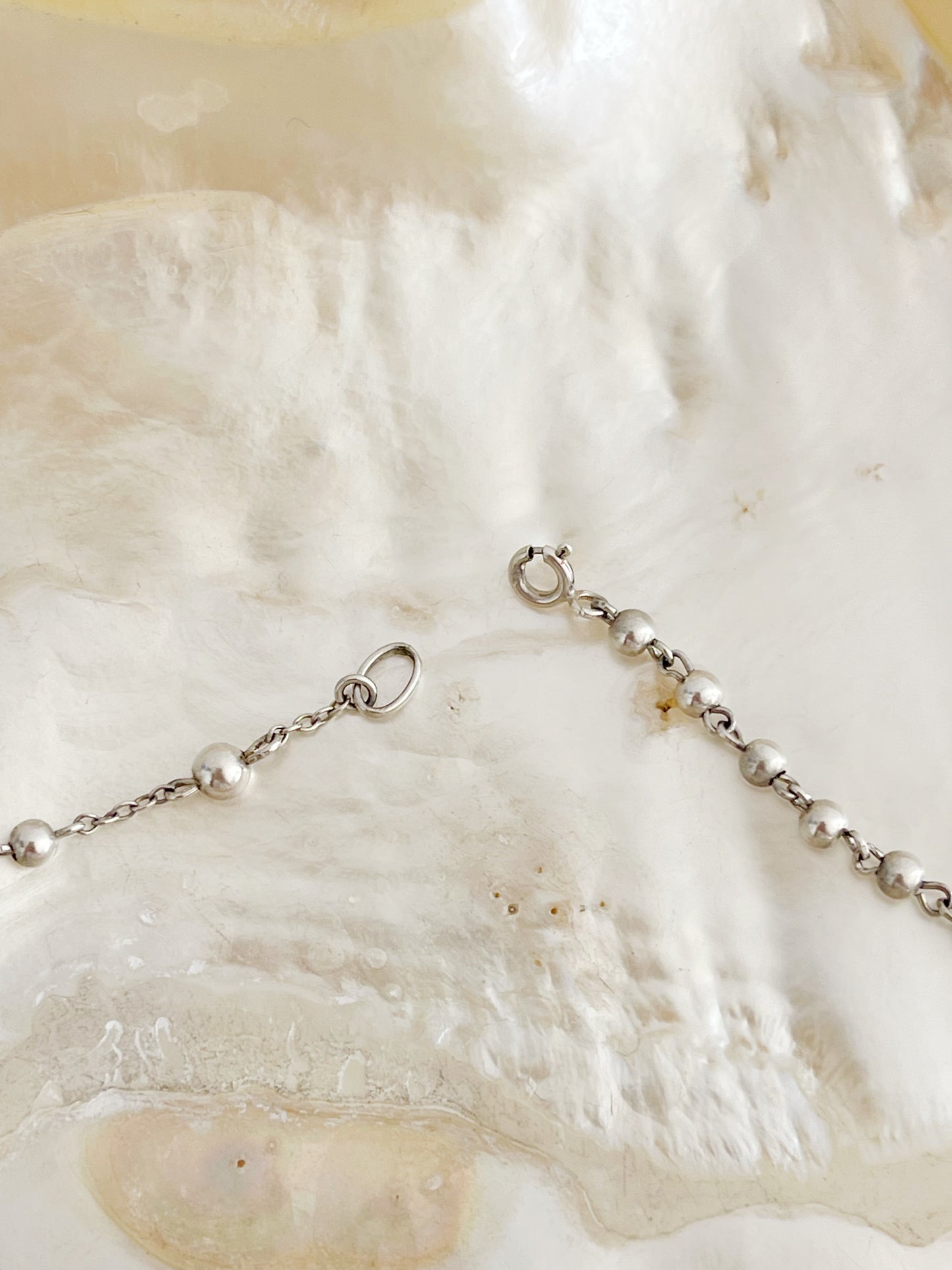 Vintage Silver Ball Beads Necklace.