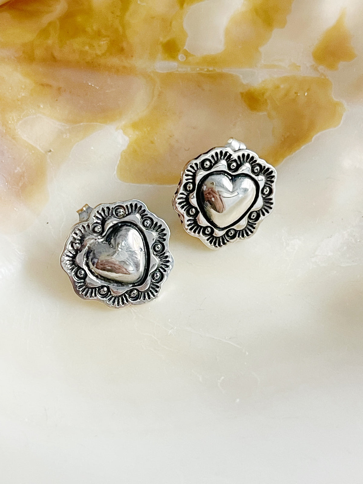 Delayne Reeves Silver Tiny Hearts Pierce