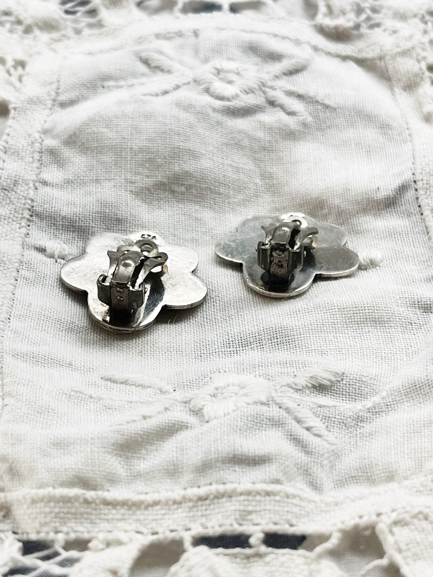 So Cute ! Vintage Flower Earrings