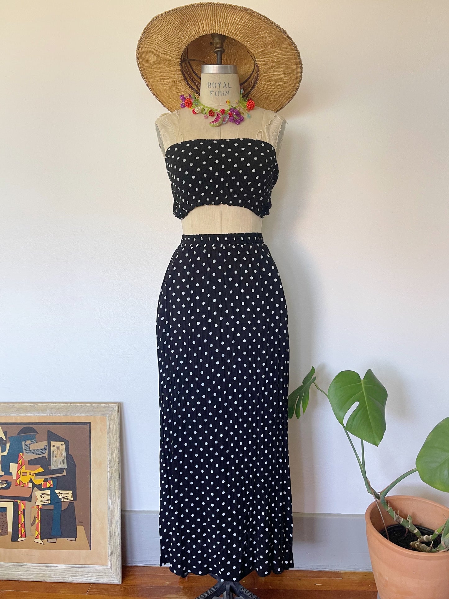 1990s Pretty Dots Set-up