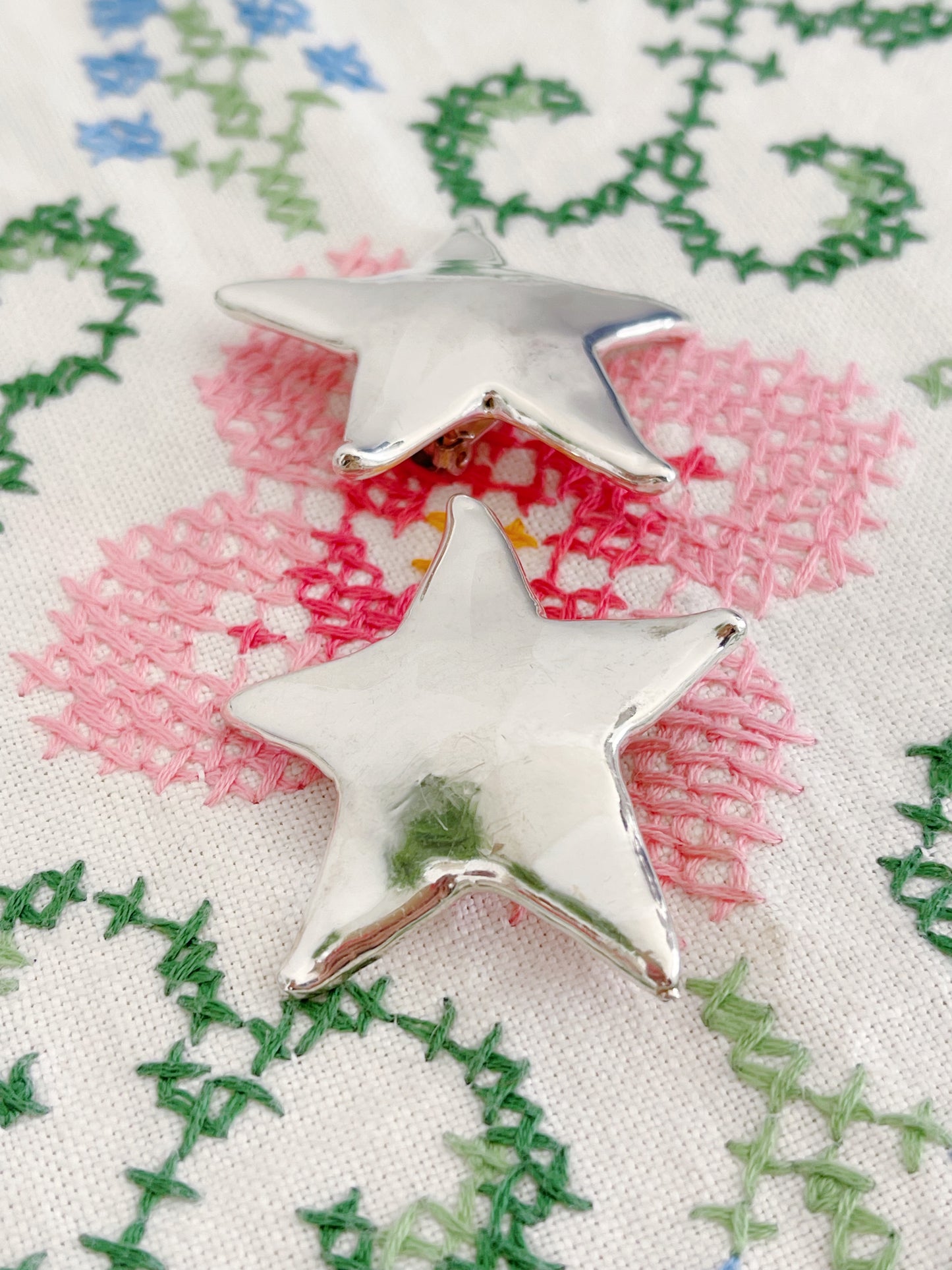 Vintage Large Star Silver Clip Earrings.