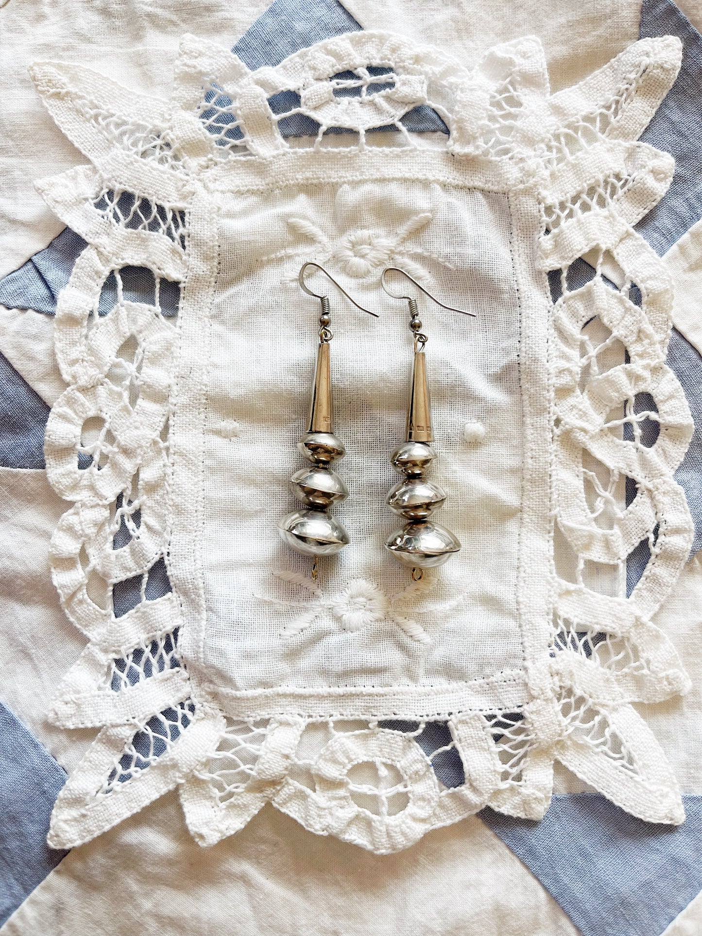 Navajo Pearl Sterling Silver Pierce