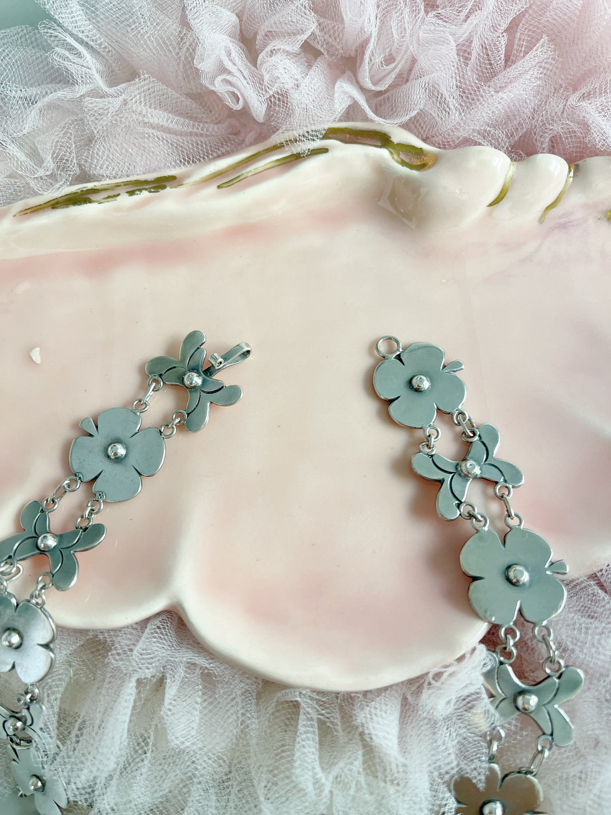 Vintage 1950s Flowers Silver 980 Necklace