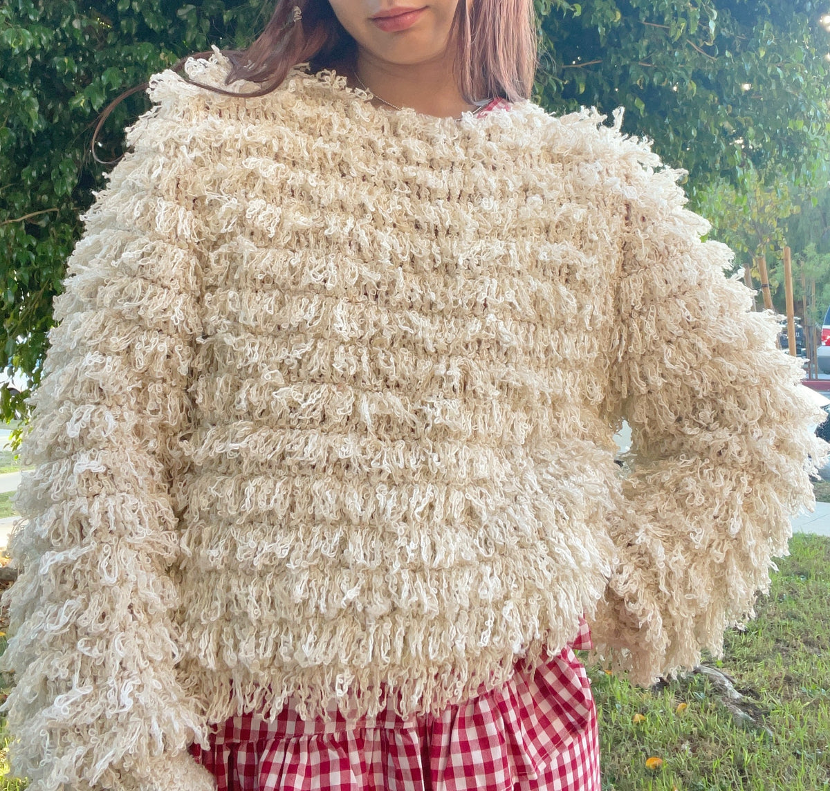 1990s Beige and White Shaggy Knit Sweater