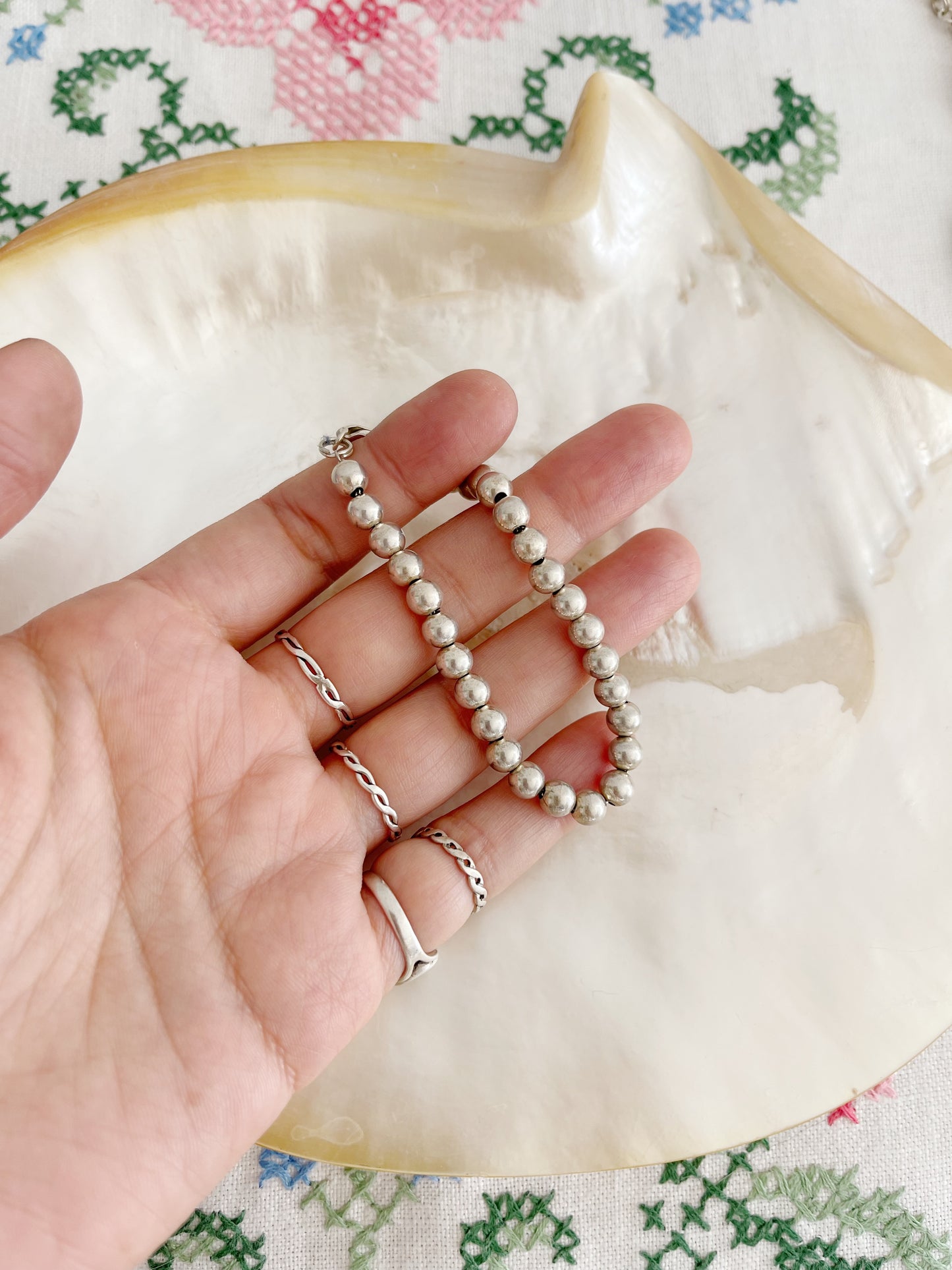 Silver Beads Necklace & Bracelet ! 2pc Set.